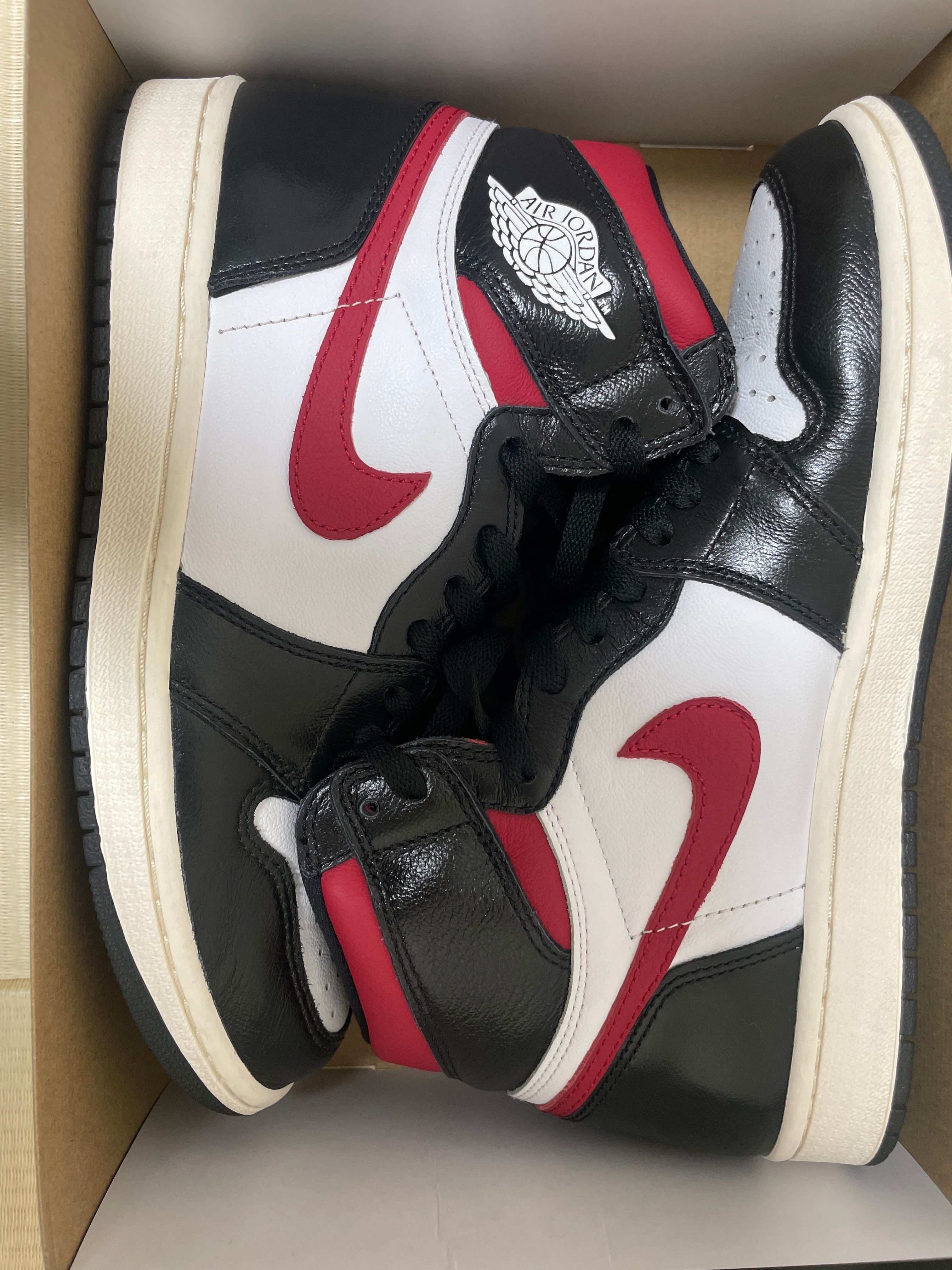 Nike Air Jordan 1 Retro High "Black/White/Sail/Gym Red"    