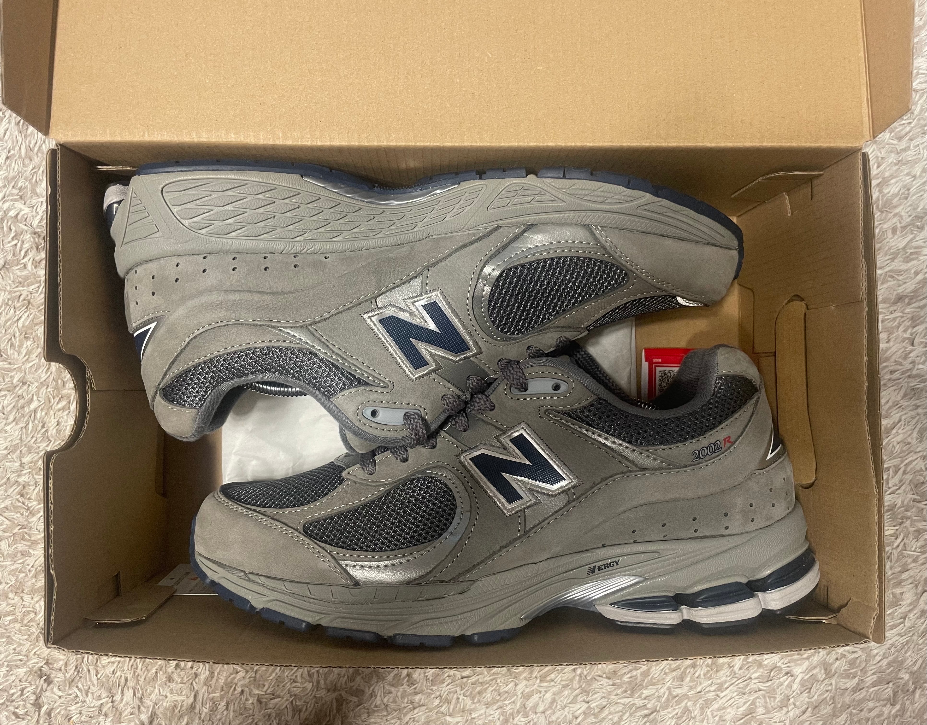 New Balance 2002R "Gray"