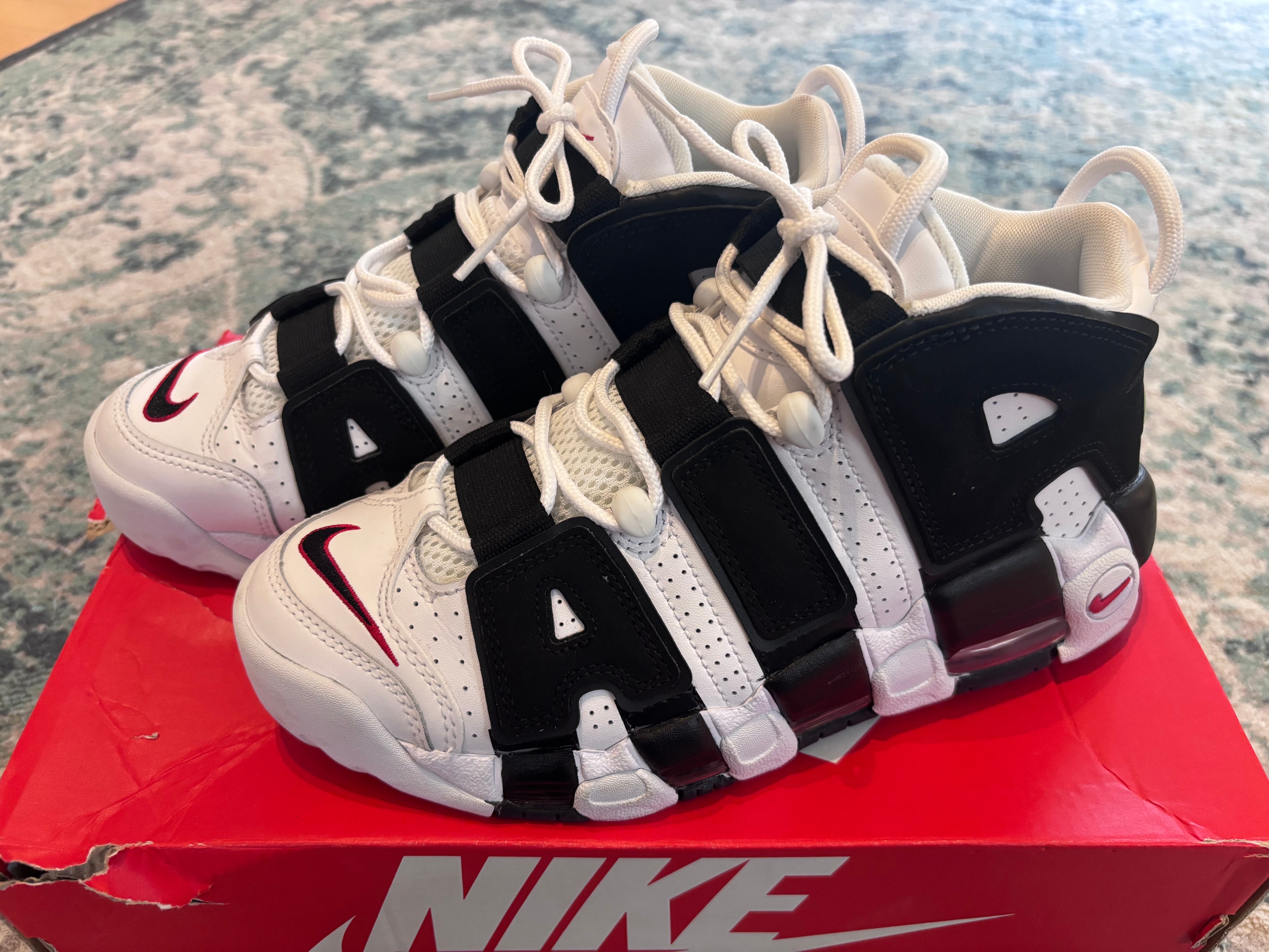 Nike Air More up Tempo "White/Black/University Red"(~2018)