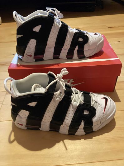 NIKE AIR MORE UPTEMPO "WHITE/BLACK/UNIVERSITY RED"(2020)