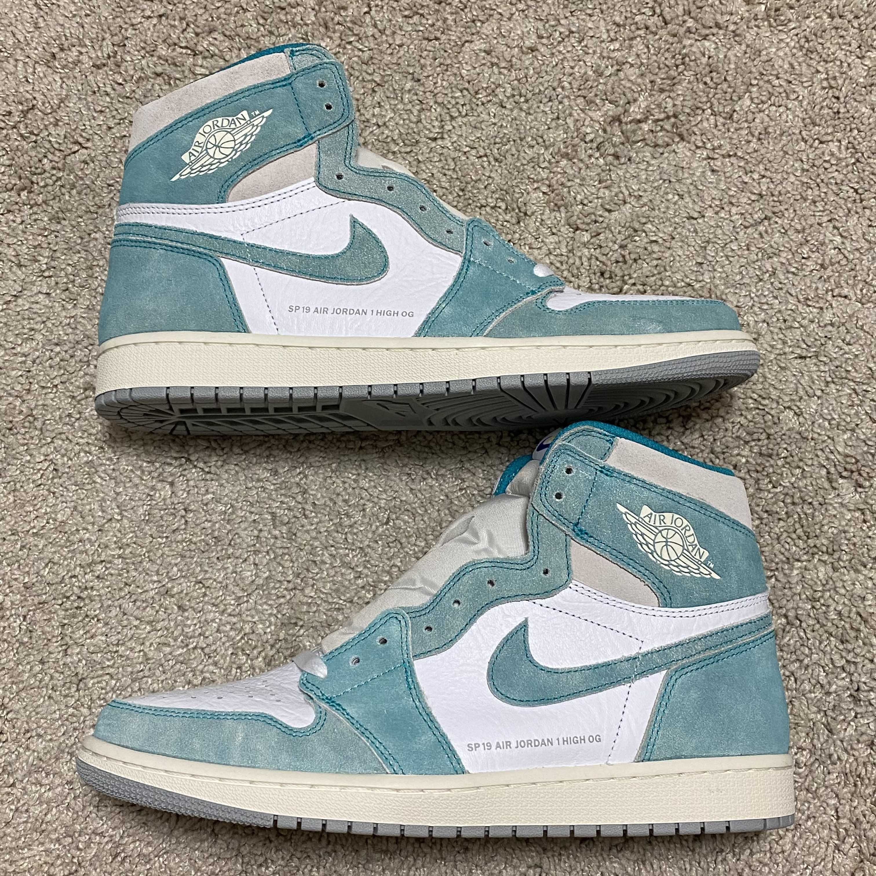 Nike Air Jordan 1 Retro High OG "Turbo Green"