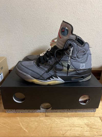 Off-White × Nike Air Jordan 5 "Black/Muslin/Fire Red"