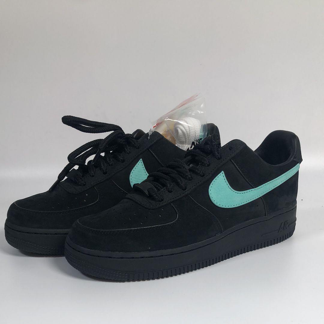 Tiffany & Co. × Nike Air Force 1 Low "1837"