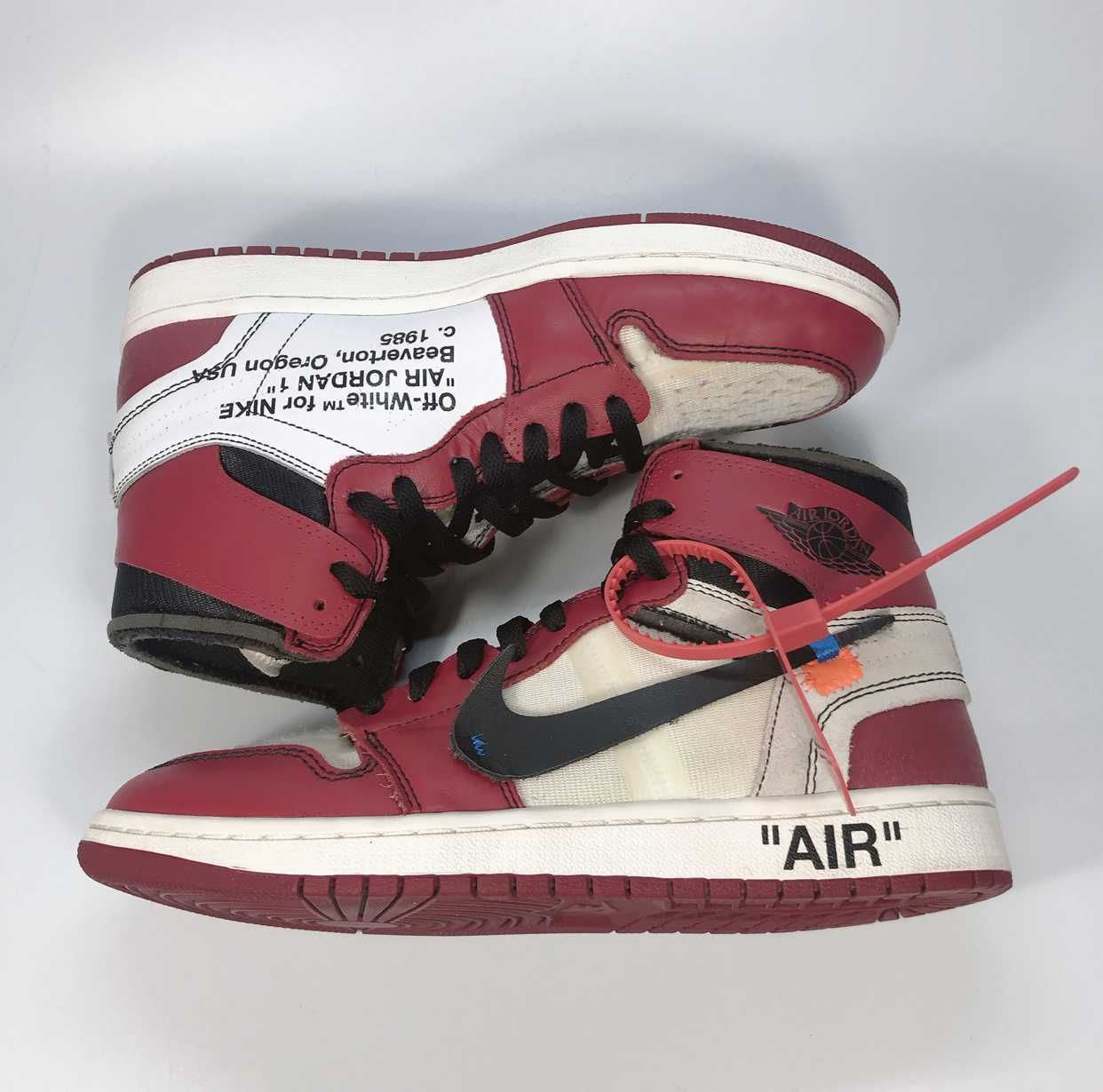 Off-White × Nike Air Jordan 1 Retro High The Ten "Chicago"