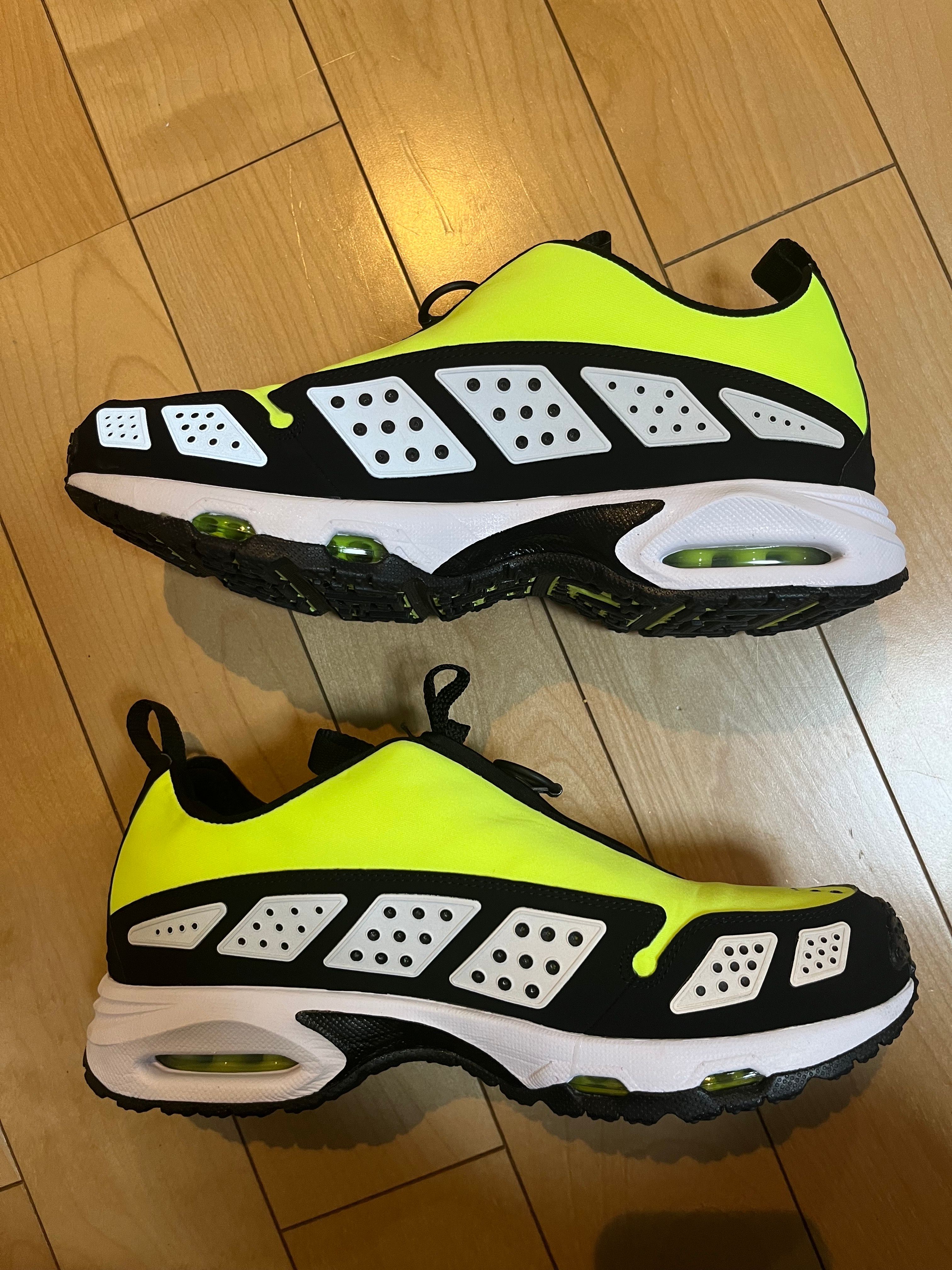 Nike Women's Air Max SNDR "Volt and Black"