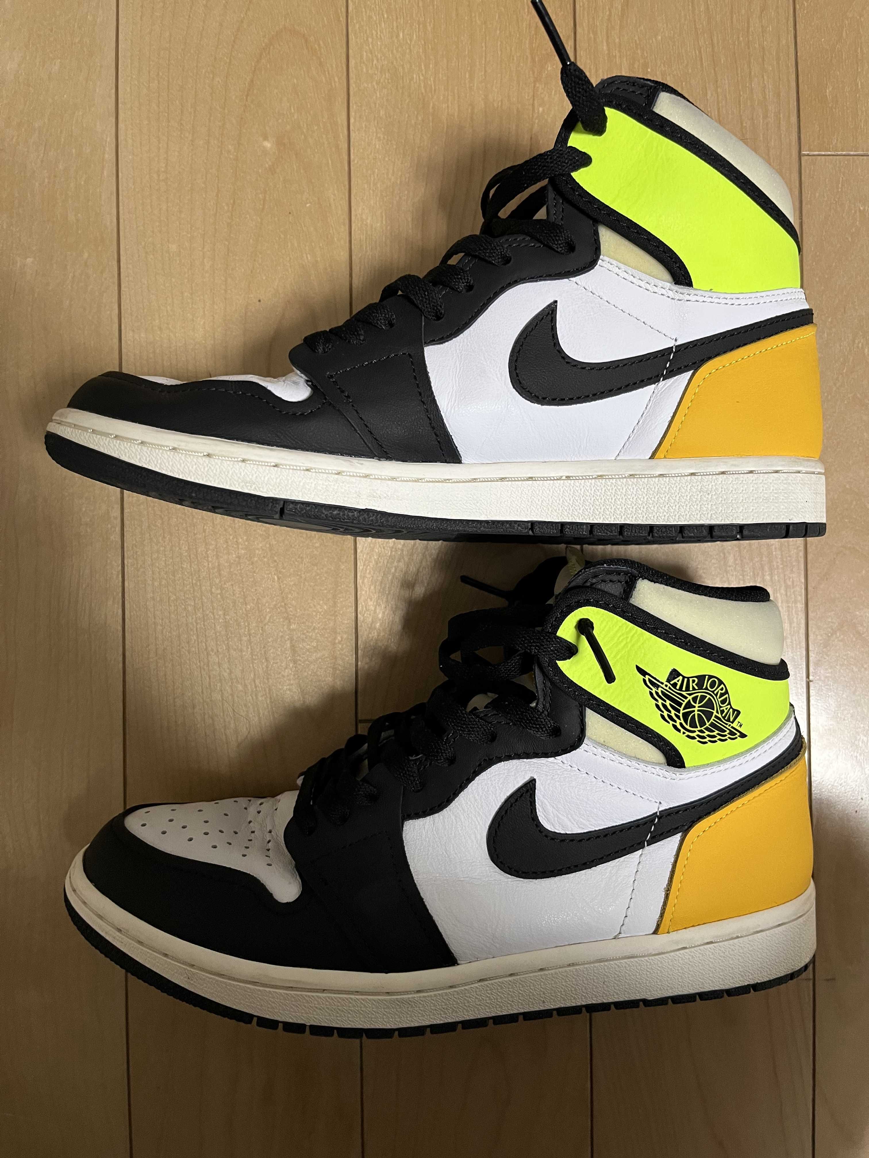 Nike Air Jordan 1 High OG "Volt Gold"