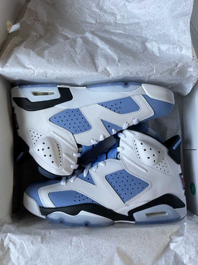 Nike Air Jordan 6 "UNC"
