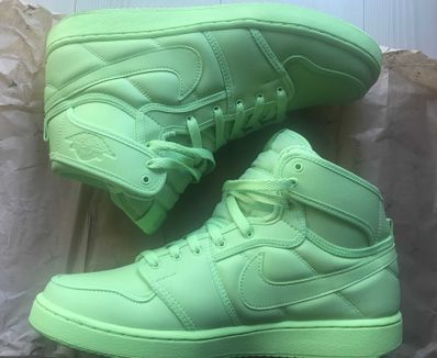 Billie Eilish × Nike Women's Air Jordan 1 High KO "Volt"