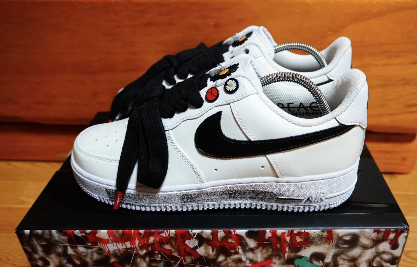 PEACEMINUSONE × Nike Air Force 1 Low "Para-noise/White/Black" / G-DRAGON