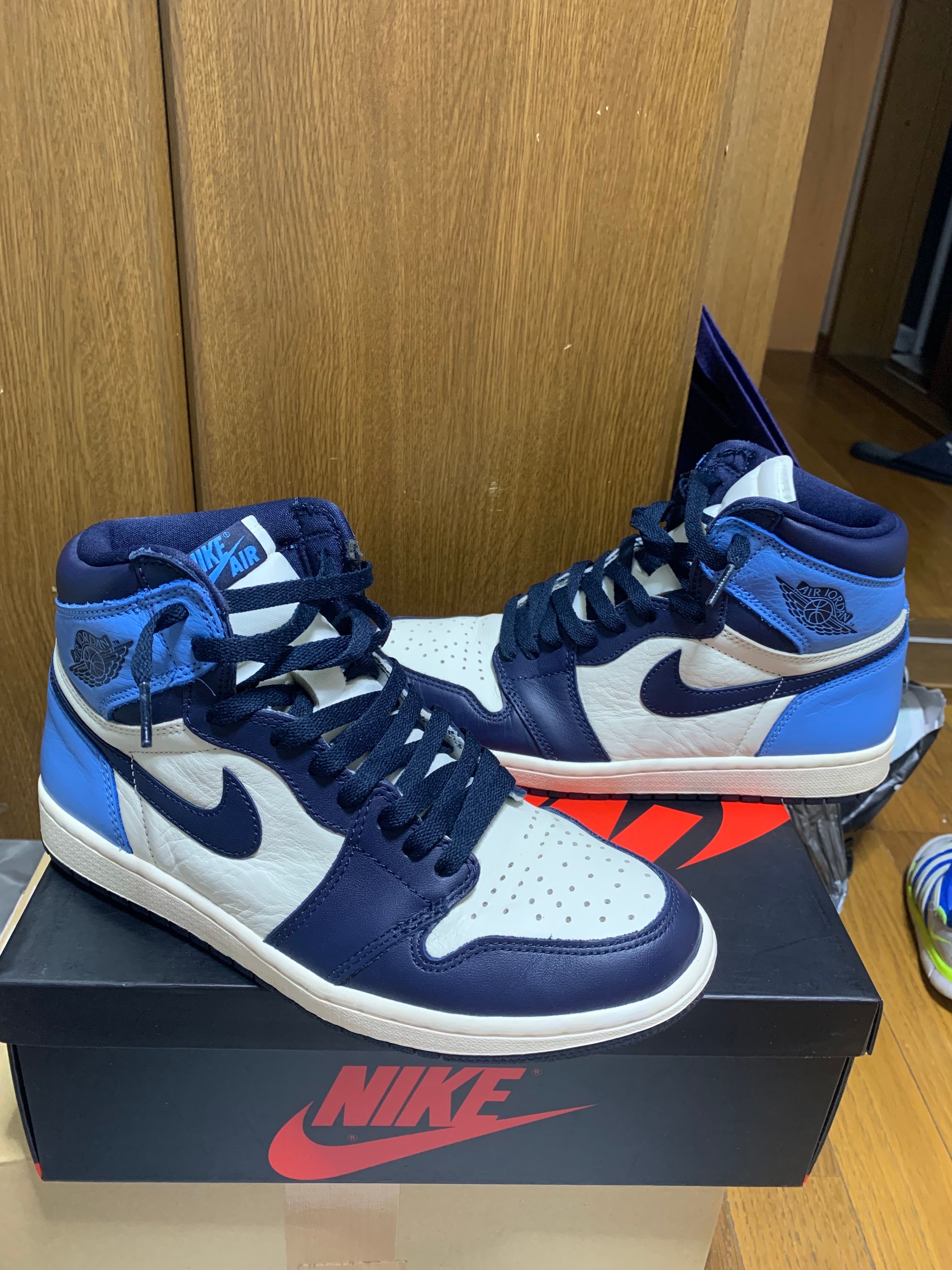 Nike Air Jordan 1 Retro High OG "Obsidian/University Blue"