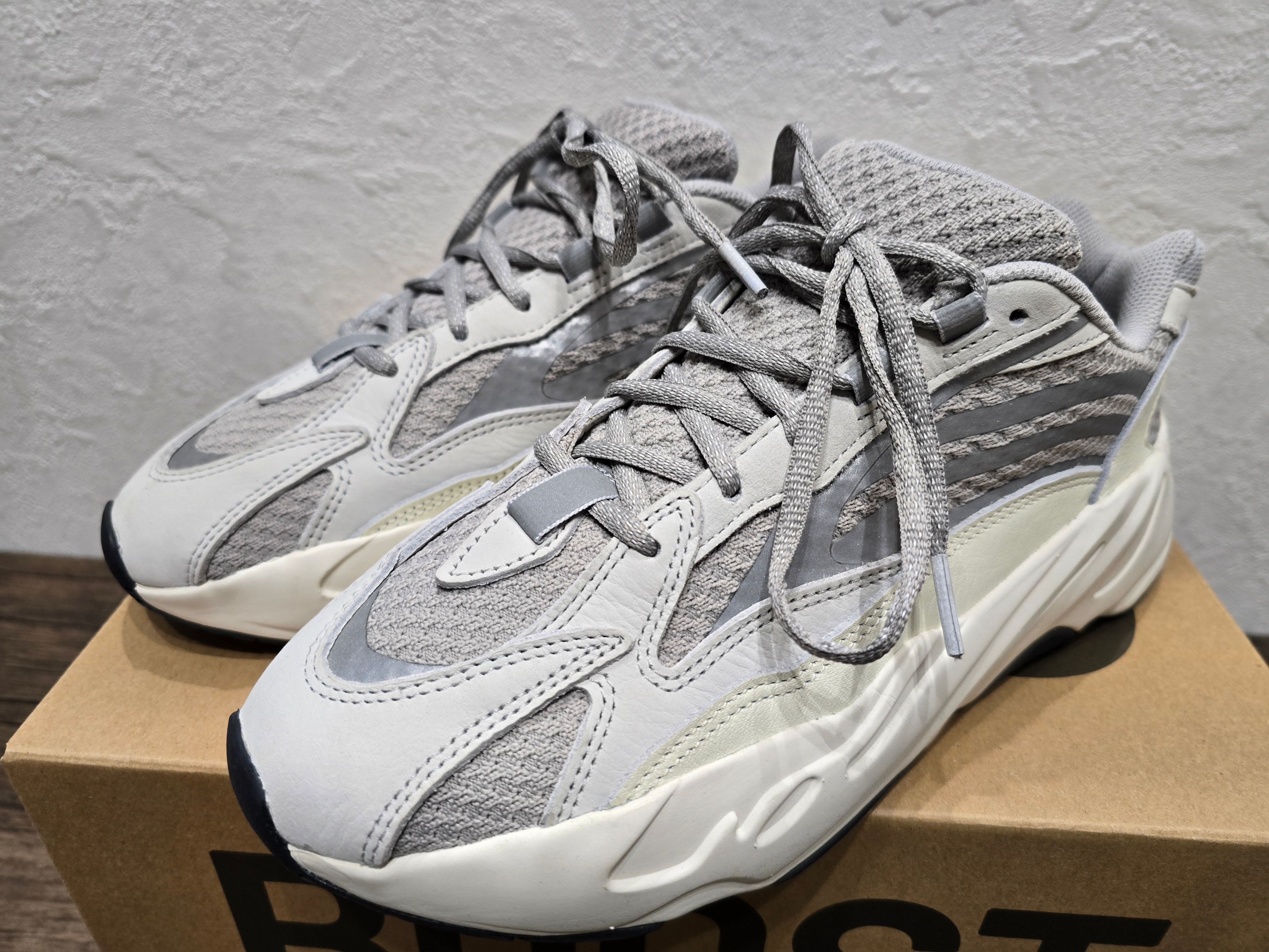 adidas YEEZY Boost 700 V2 "Static"