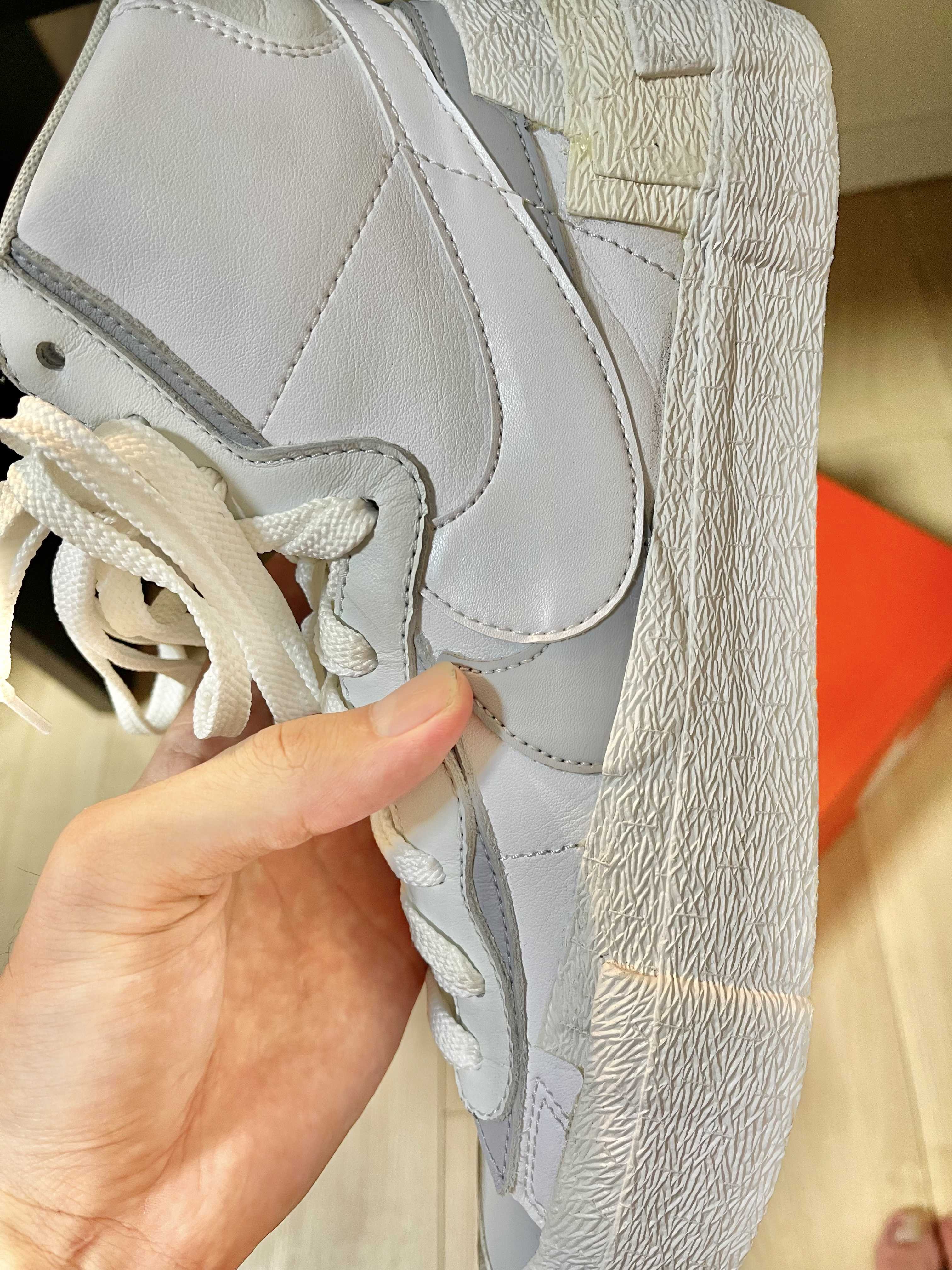 sacai × NIKE BLAZER MID "WHITE/WOLF GREY"