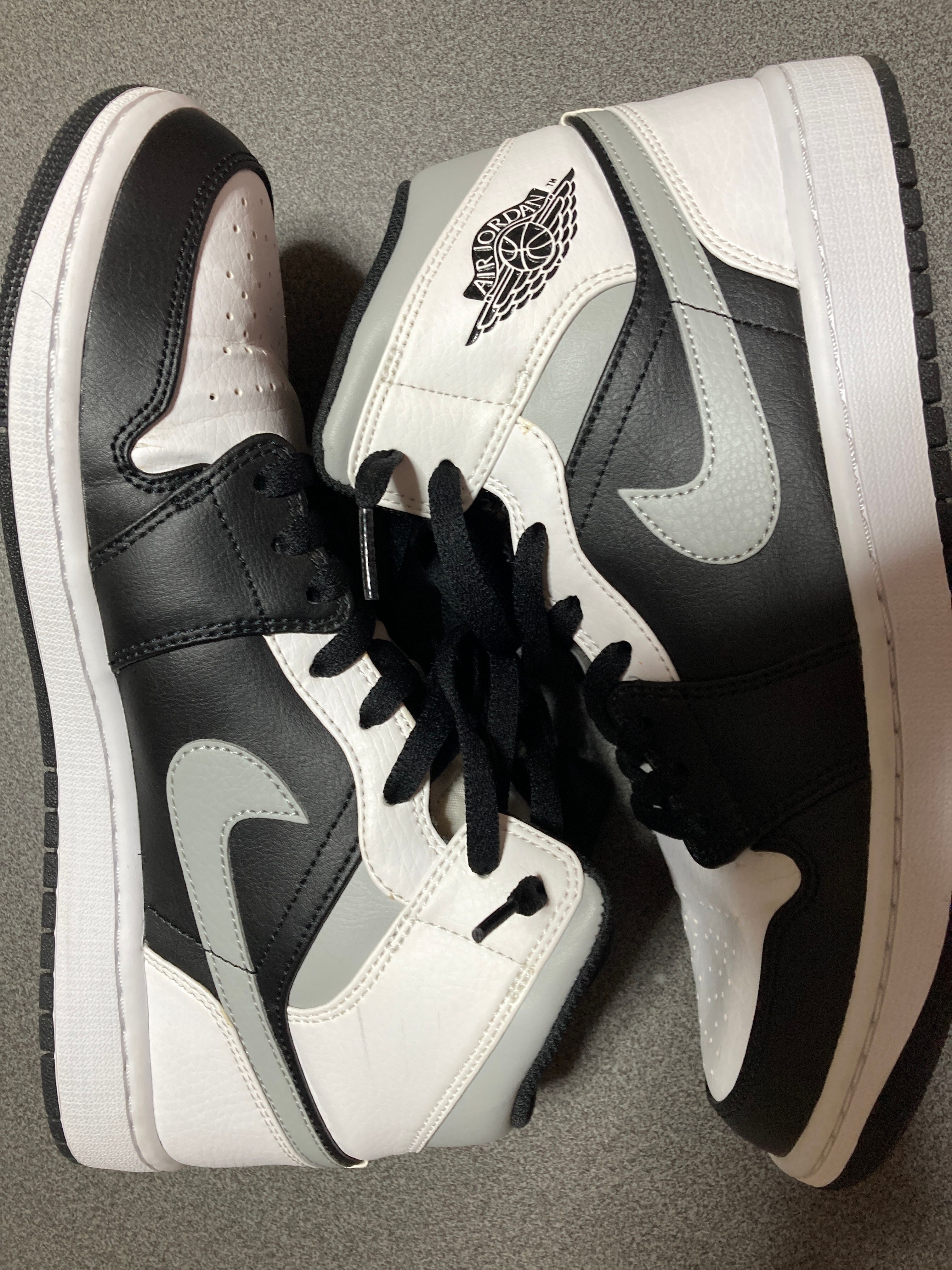 NIKE AIR JORDAN 1 MID "WHITE SHADOW"