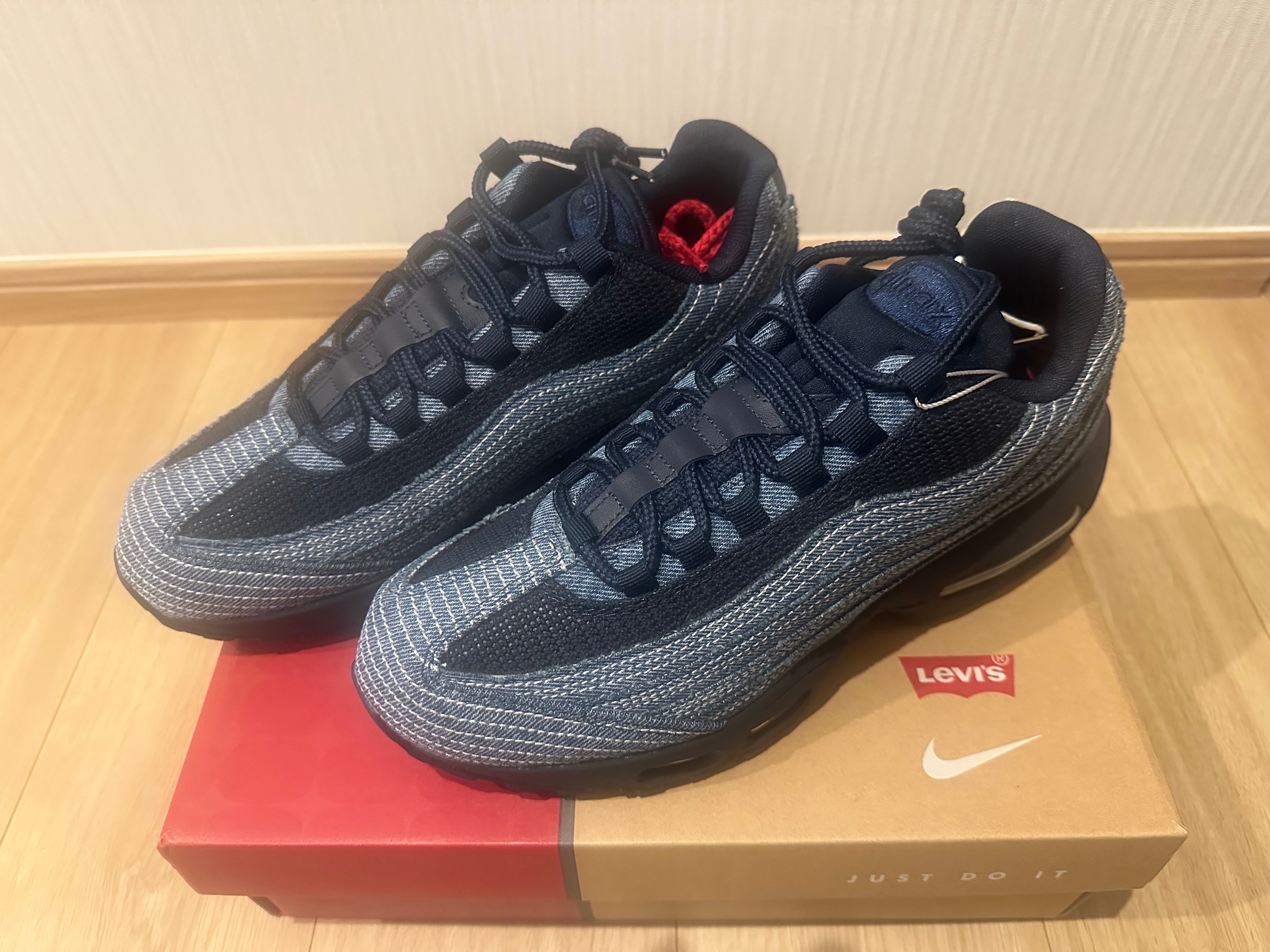 Levi's × Nike Air Max 95 OG "Denim Blue"