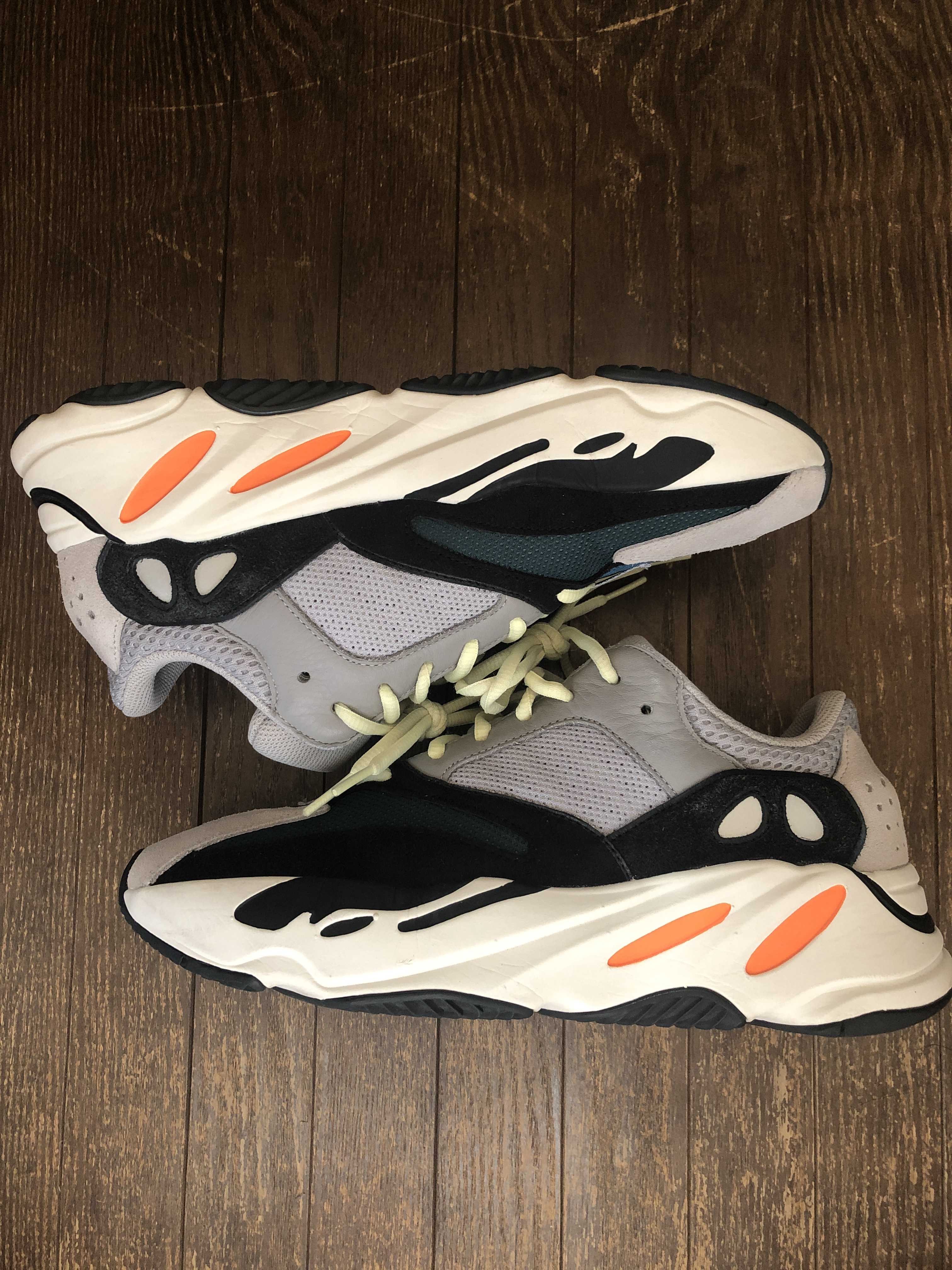 adidas YEEZY Boost 700 "Wave Runner"