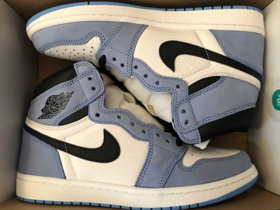Nike Air Jordan 1 High OG "University Blue"