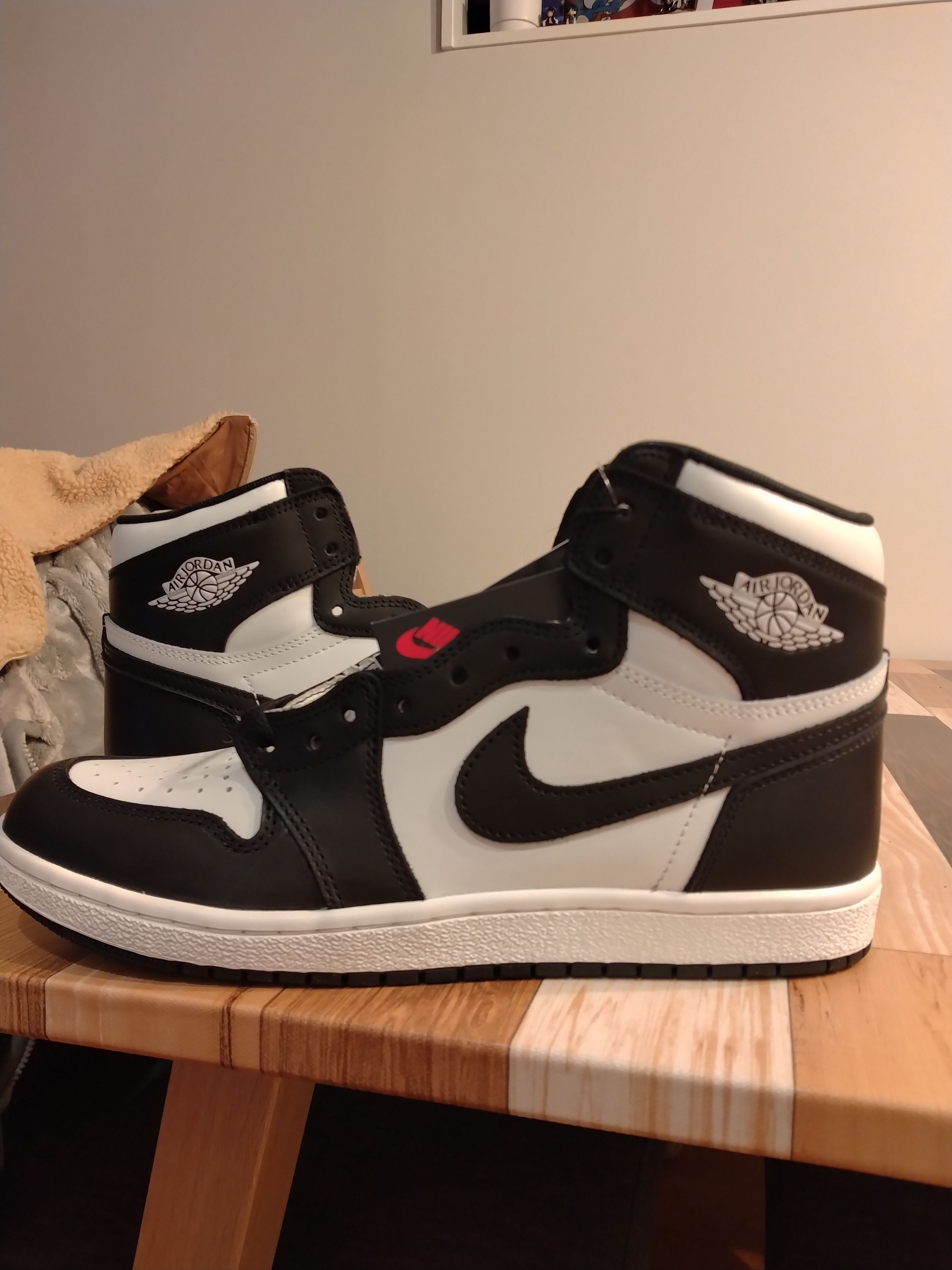 Nike Air Jordan 1 High '85 "Black/White"
