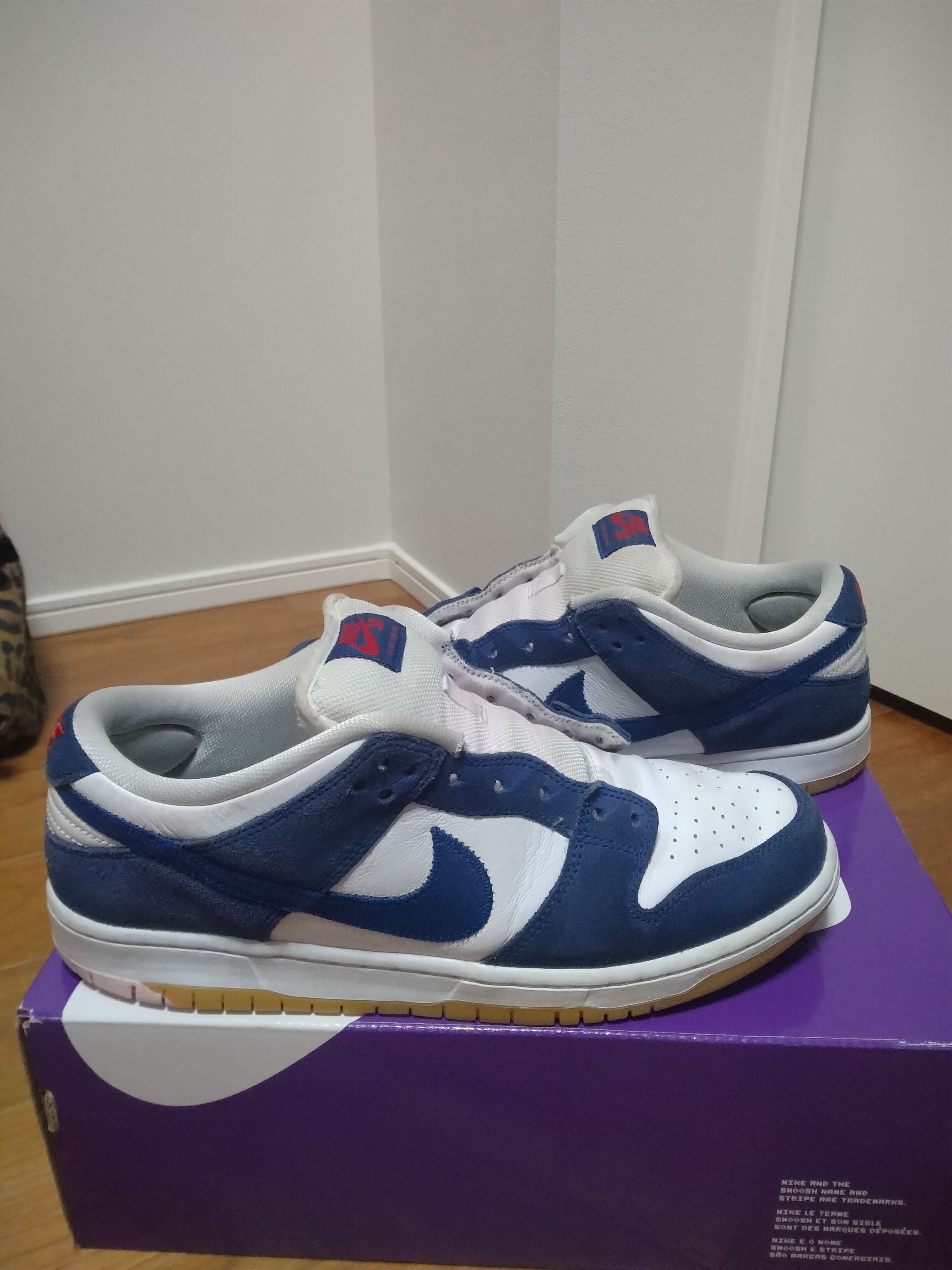 Nike SB Dunk Low "Los Angeles Dodgers/Deep Royal Blue"