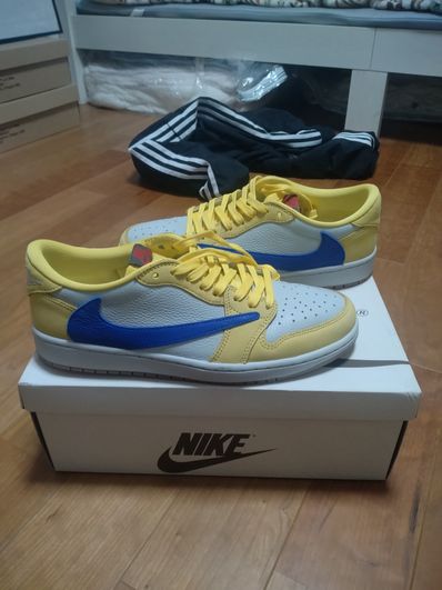 Travis Scott × Nike Women's Air Jordan 1 Retro Low OG "Canary"