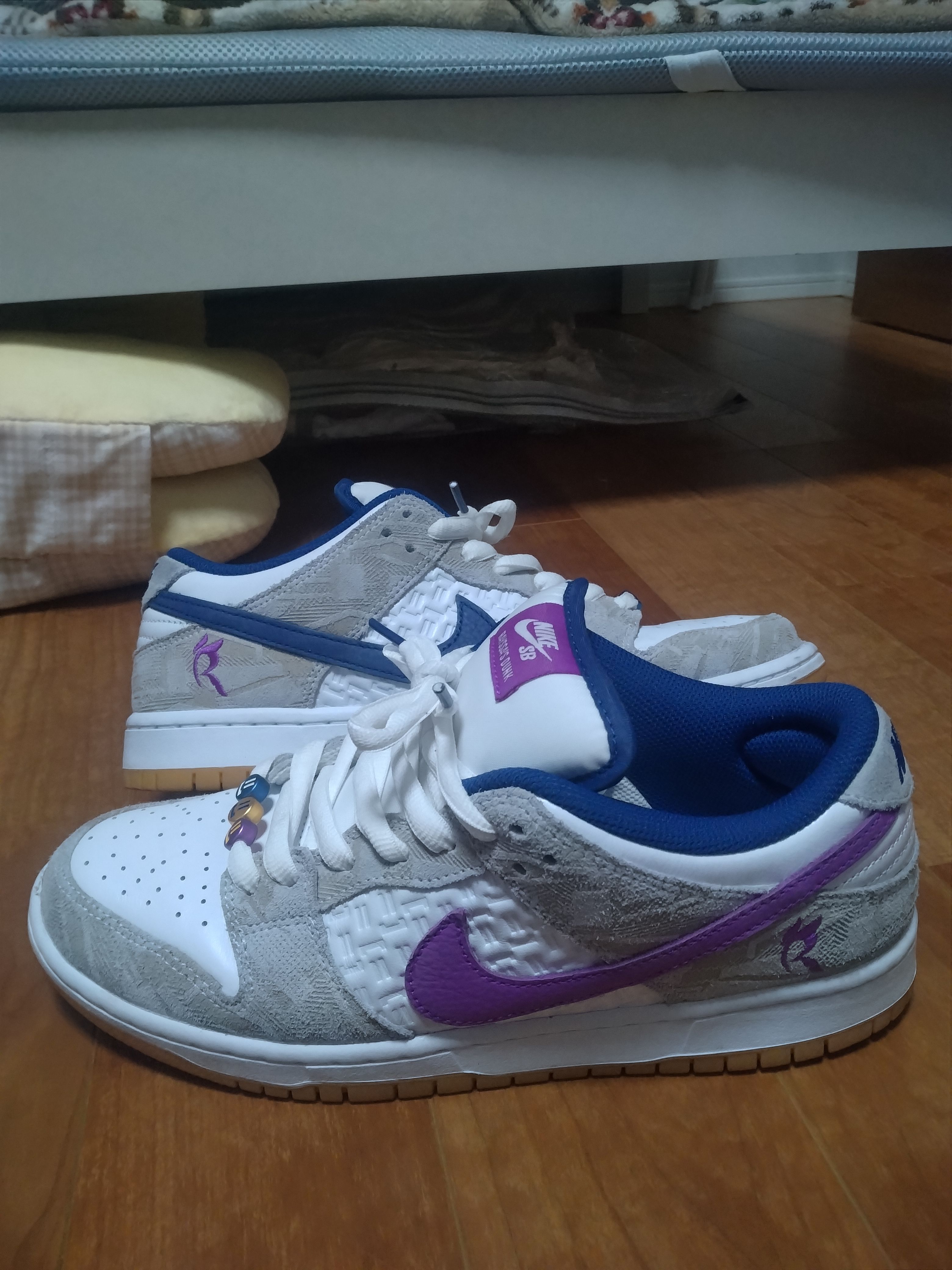 Rayssa Leal × Nike SB Dunk Low PRM "Pure Platinum and Vivid Purple"