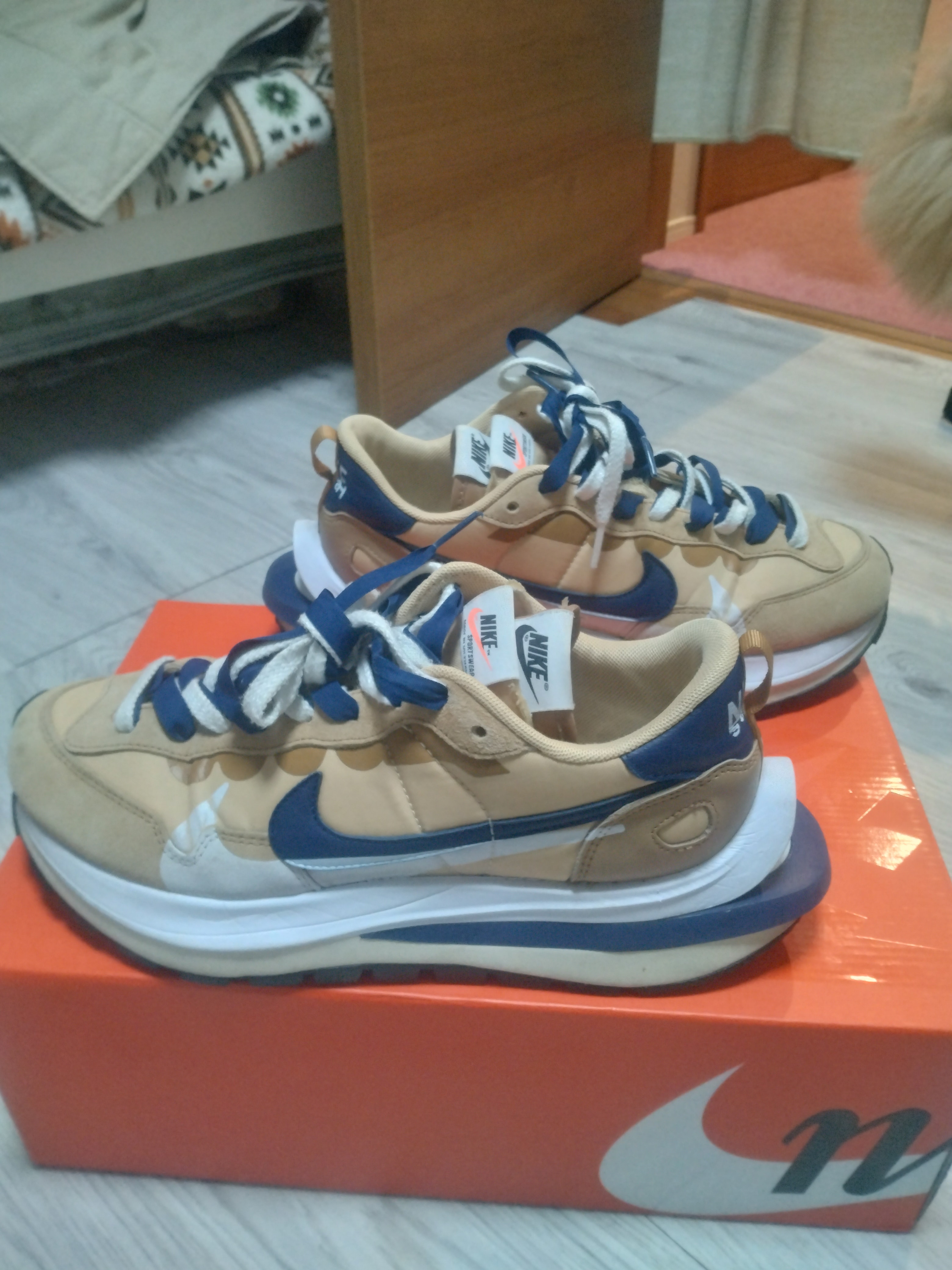 sacai × Nike Vapor Waffle "Sesame and Blue Void"