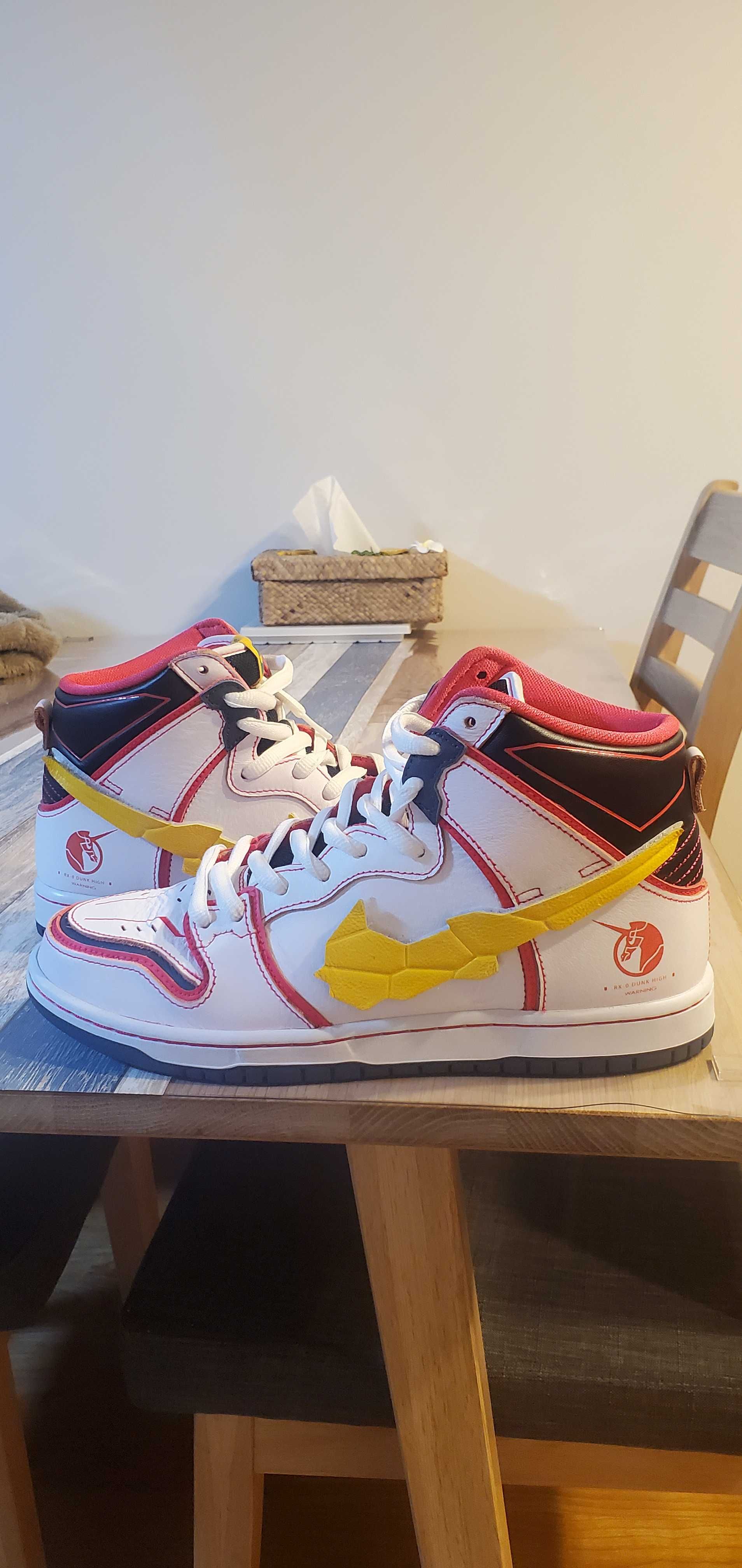 Gundam Unicorn × Nike SB Dunk High PRO QS "UNICORN"