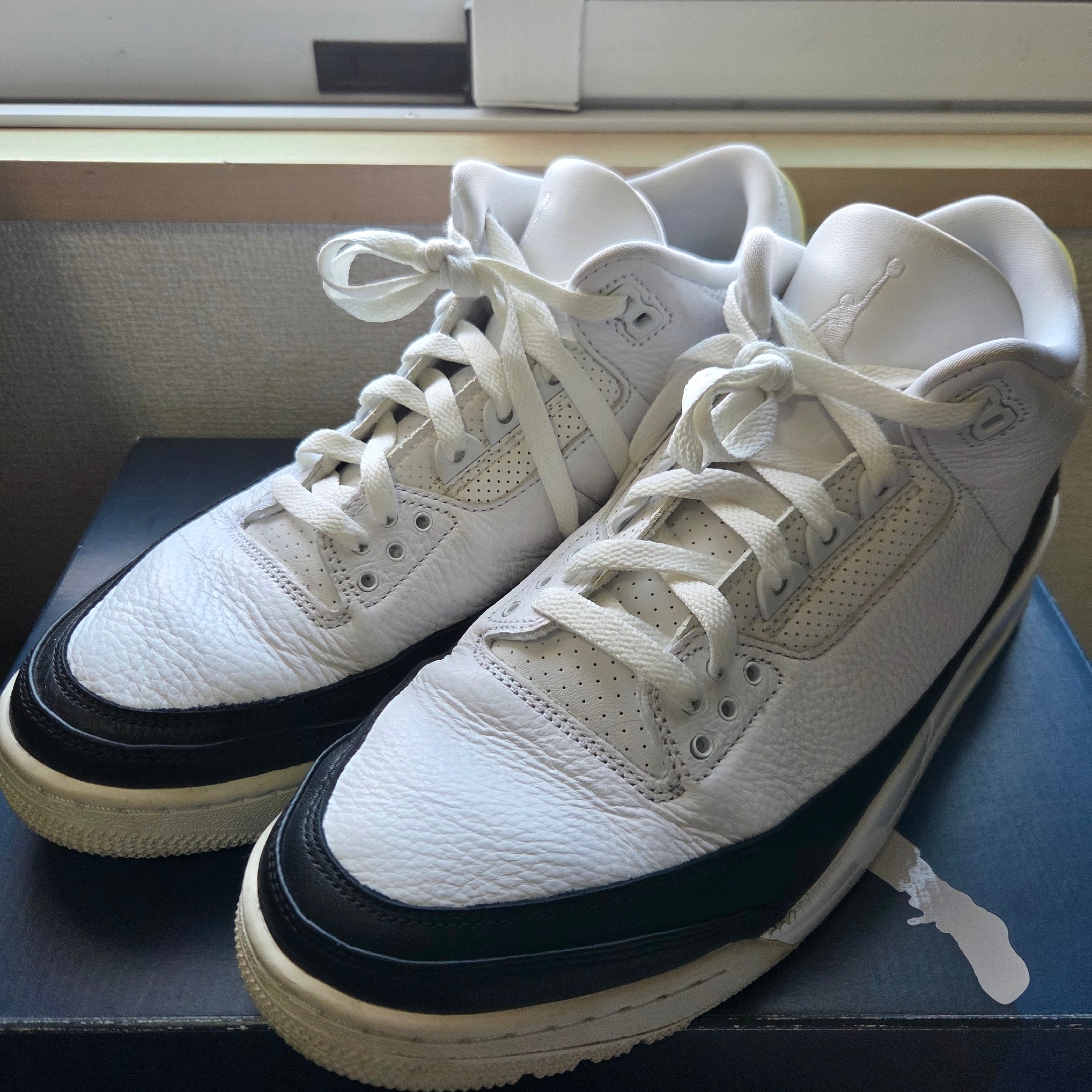 Fragment × Nike Air Jordan 3 "White/Black"
