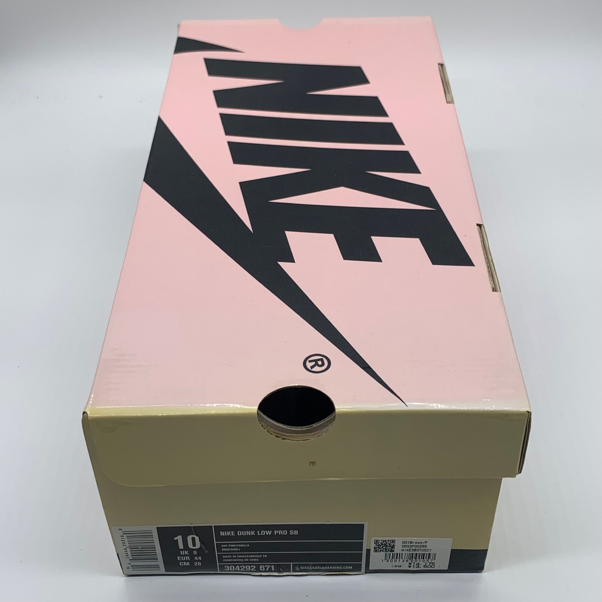 Stussy × Nike SB Dunk Low "Cherry"