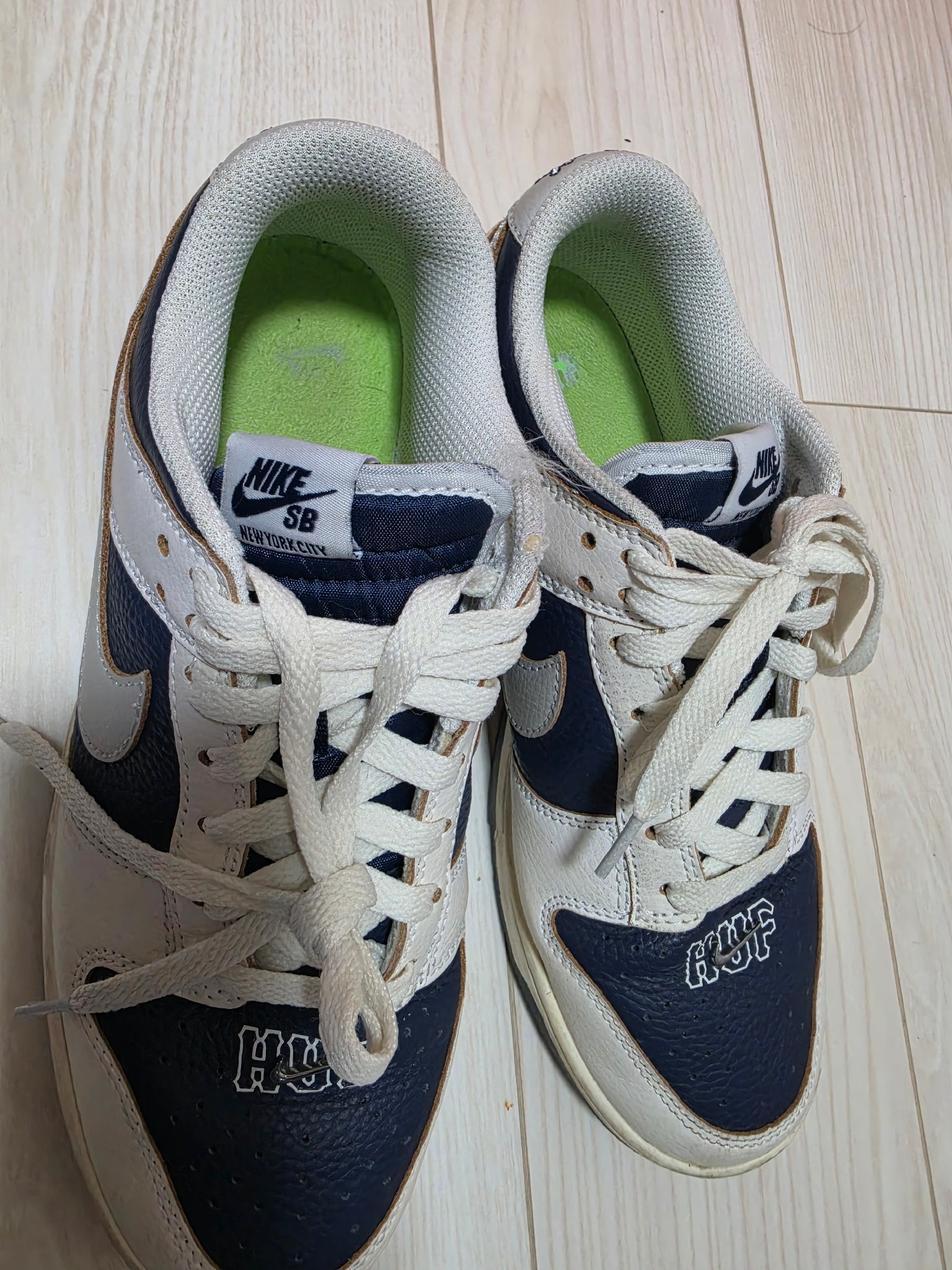 HUF × Nike SB Dunk Low "New York"