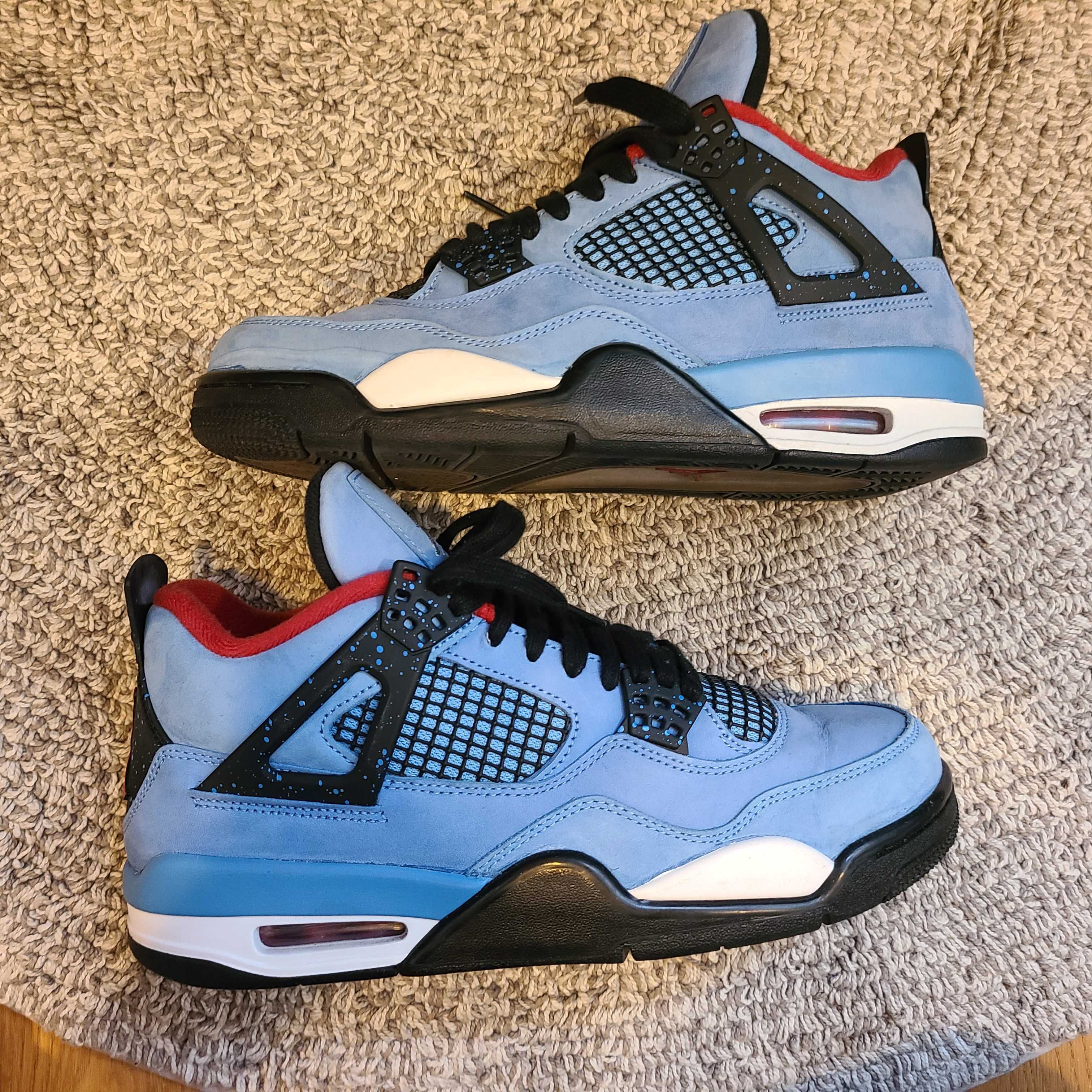 Travis Scott × Nike Air Jordan 4 Retro Cactus Jack "University Blue"