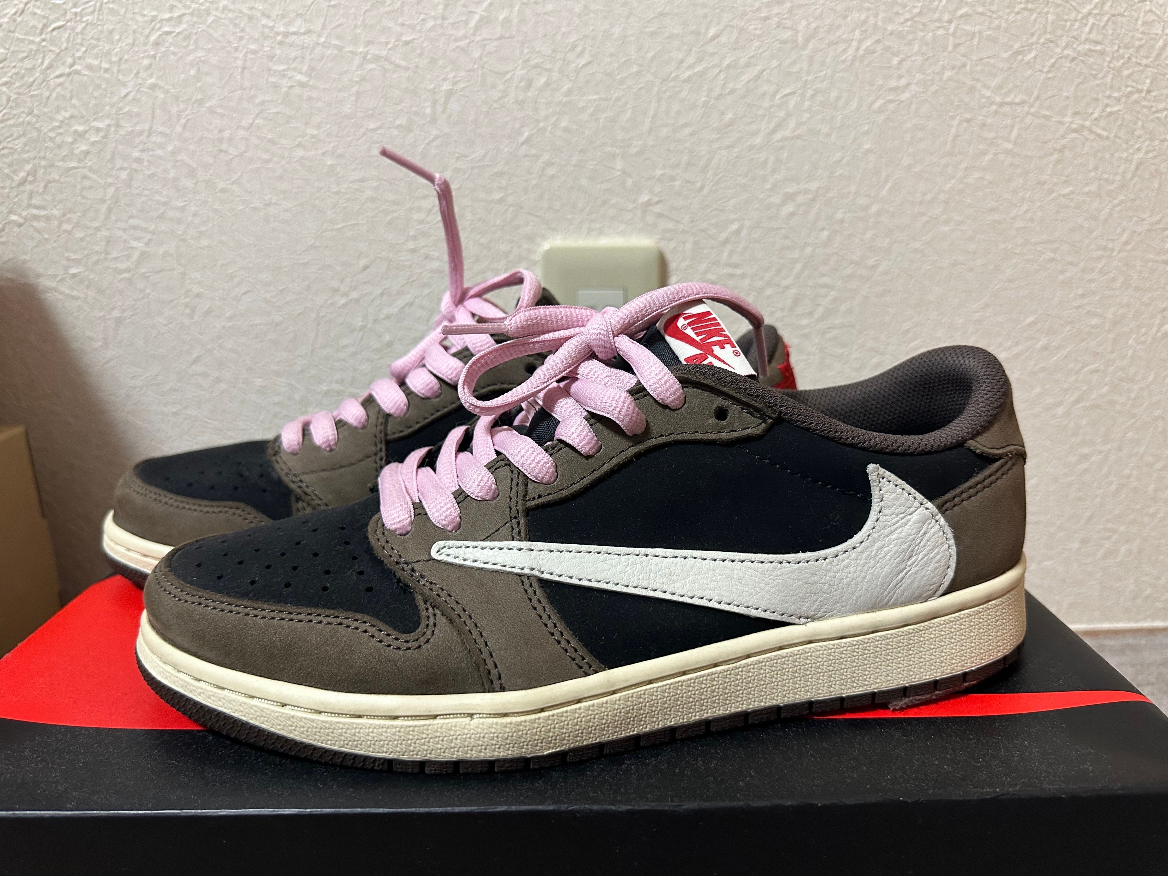 Travis Scott × Nike Air Jordan 1 Low OG SP-T "Black/Dark Mocha"