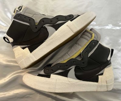 sacai × NIKE BLAZER MID "BLACK/WOLF GREY/WHITE"