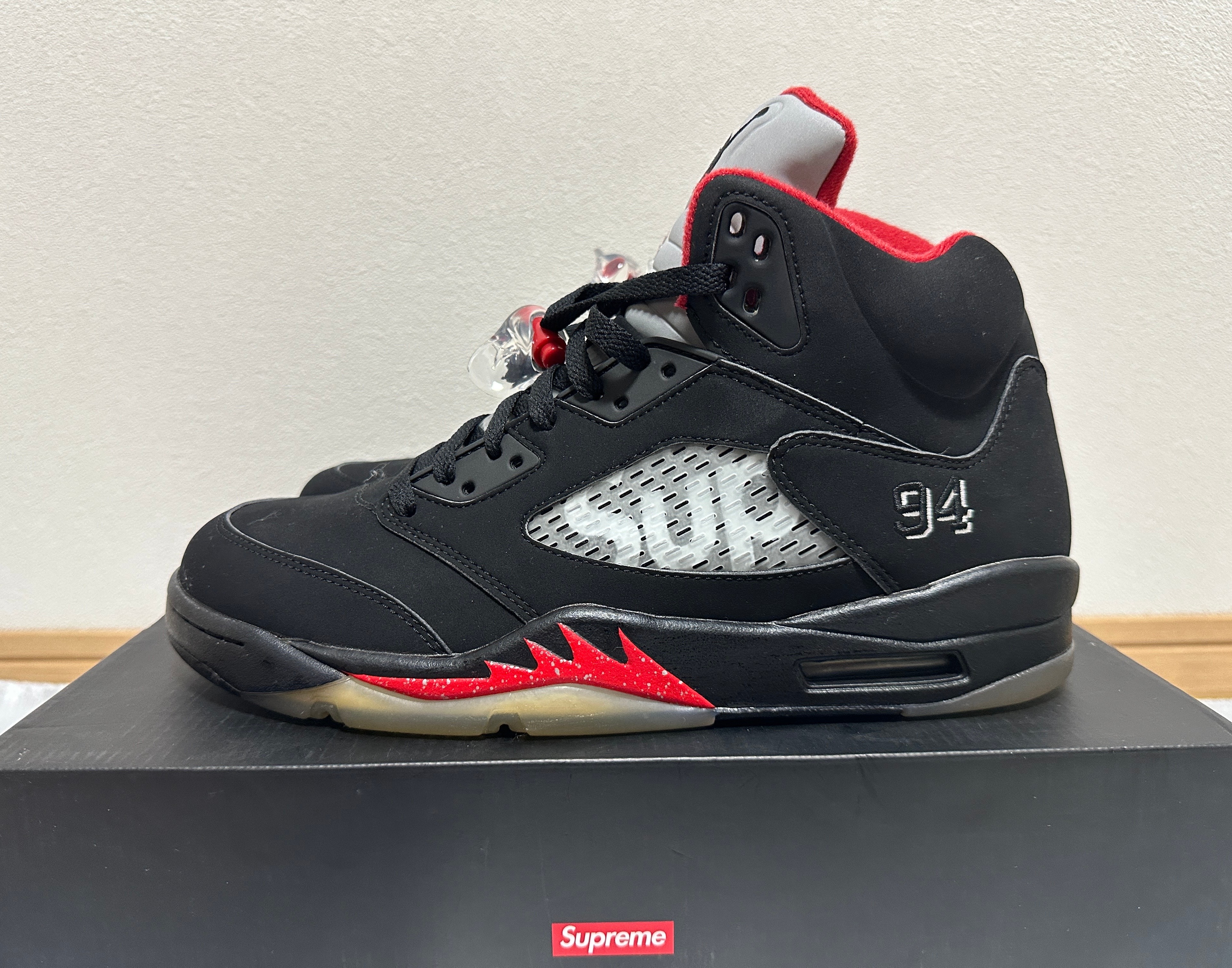 Supreme × Nike Air Jordan 5 Retro "Black"