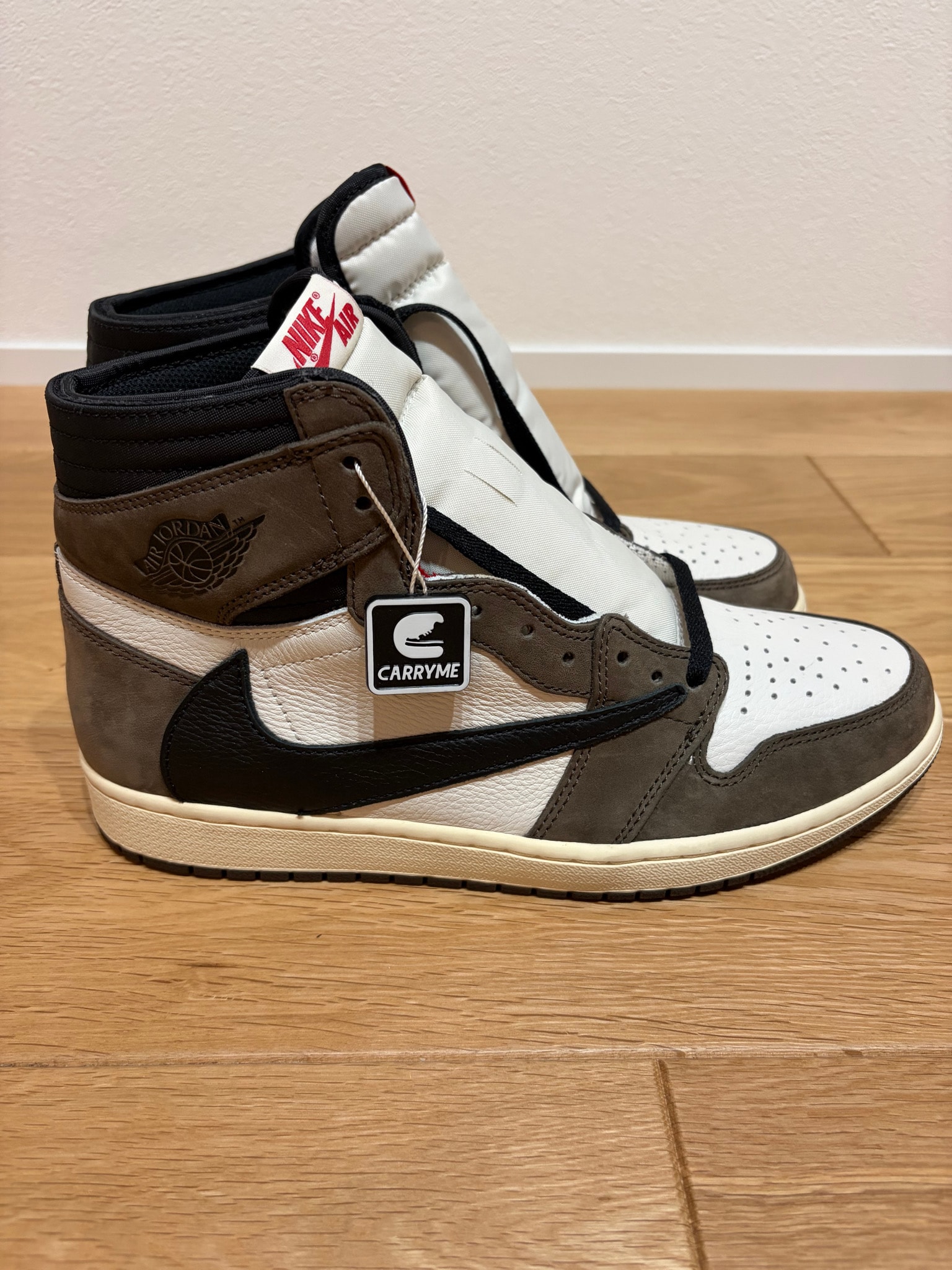 Travis Scott × Nike Air Jordan 1 Retro High OG TS SP "Sail/Dark Mocha"
