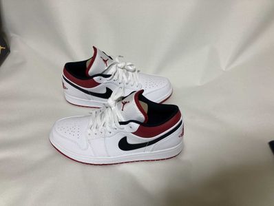 NIKE AIR JORDAN 1 LOW "WHITE/UNIVERSITY RED/BLACK"