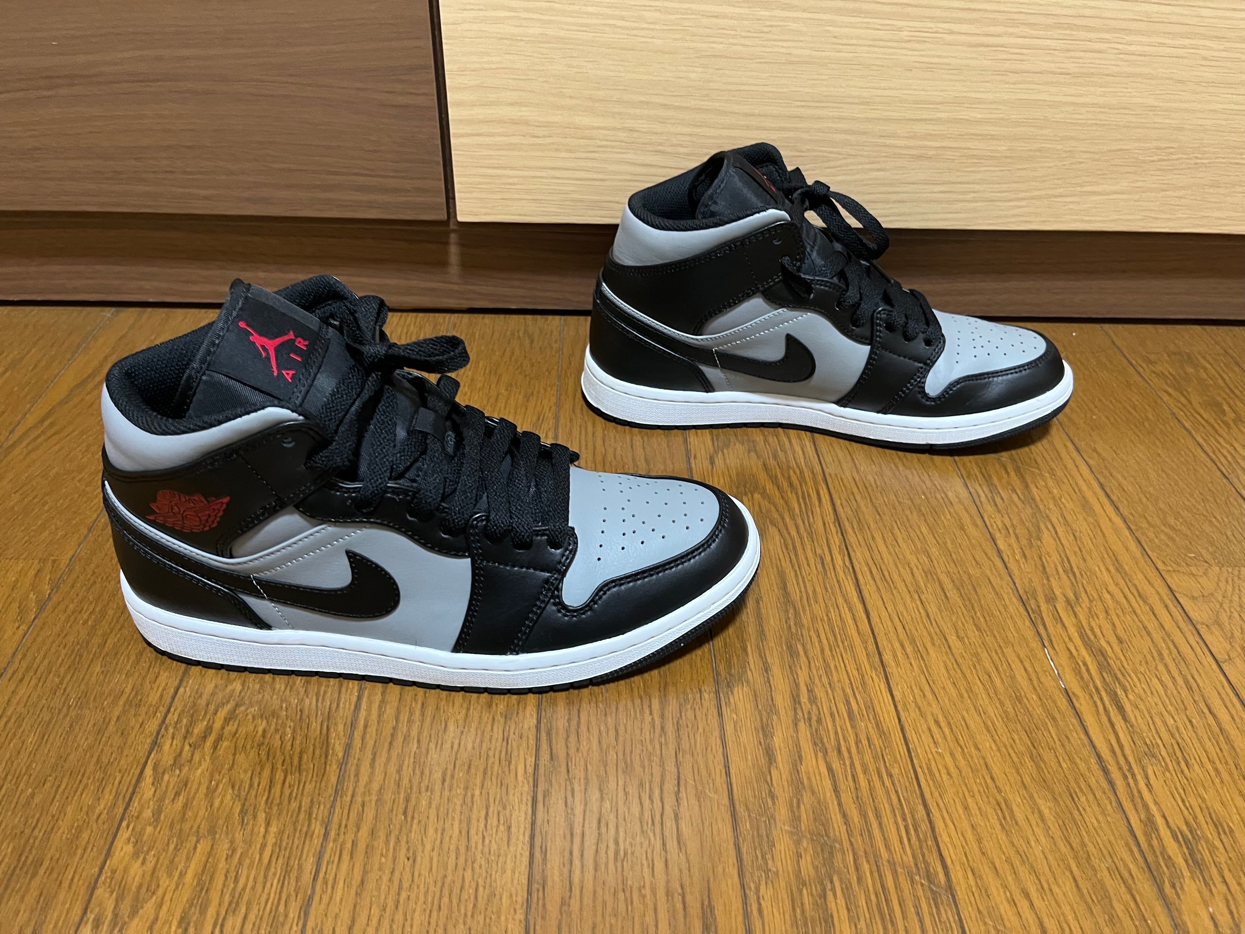 Nike Air Jordan 1 Mid "Shadow"