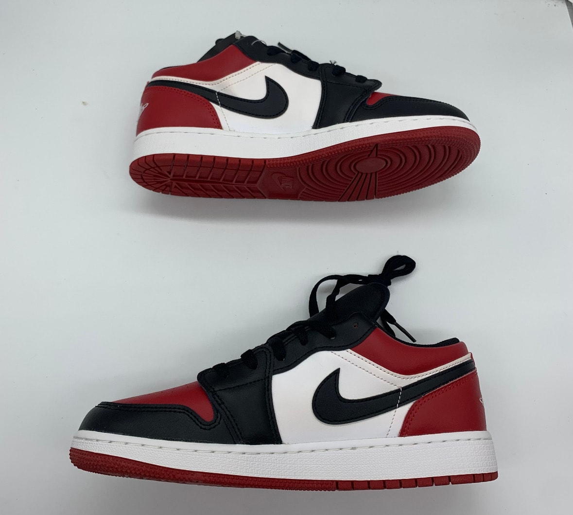 Nike GS Air Jordan 1 Low "Bred Toe"