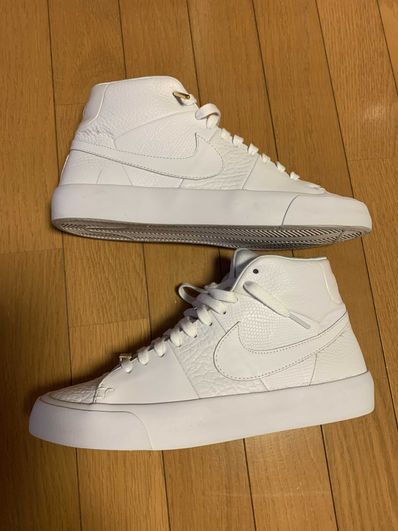 NIKE BLAZER ROYAL QS "TRIPLE WHITE"