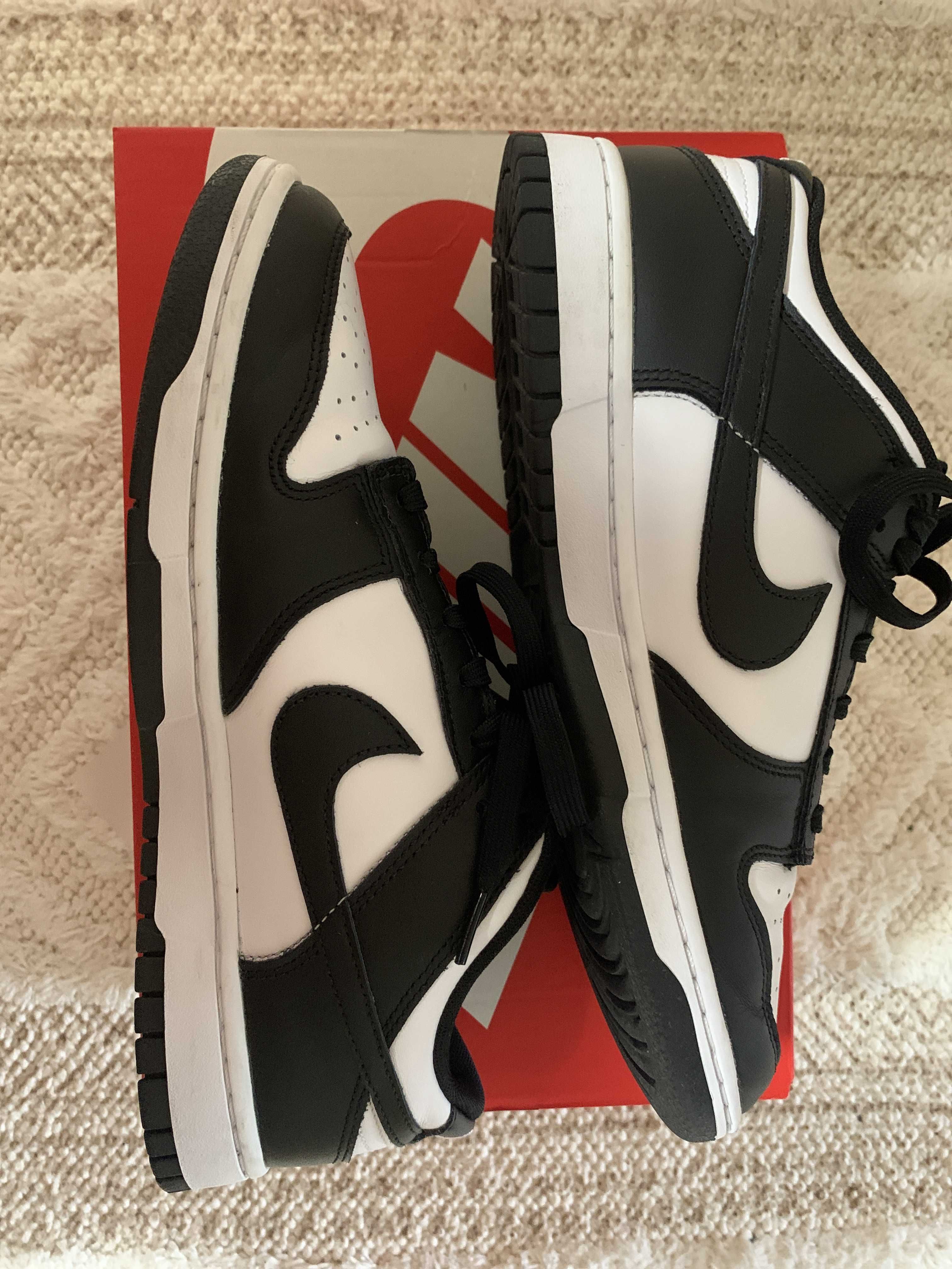 Nike Dunk Low Retro "Panda/White/Black"