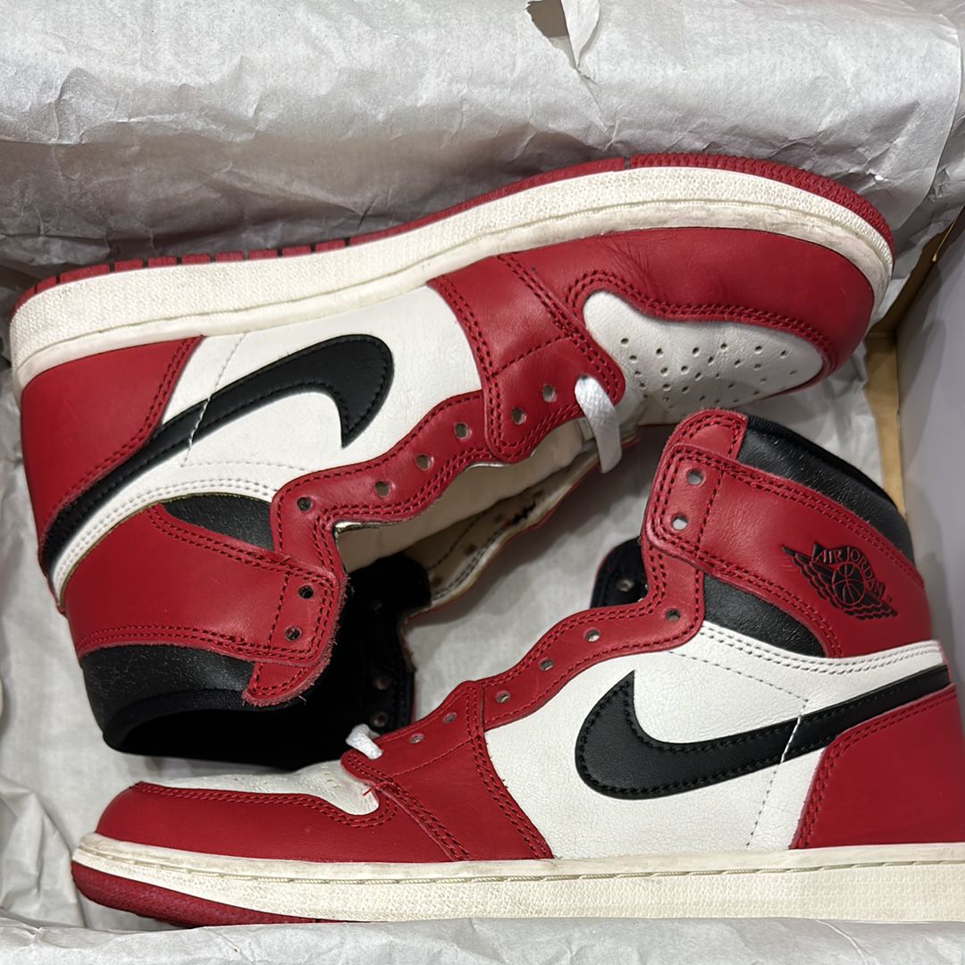 Nike Air Jordan 1 High OG "Lost & Found/Chicago"