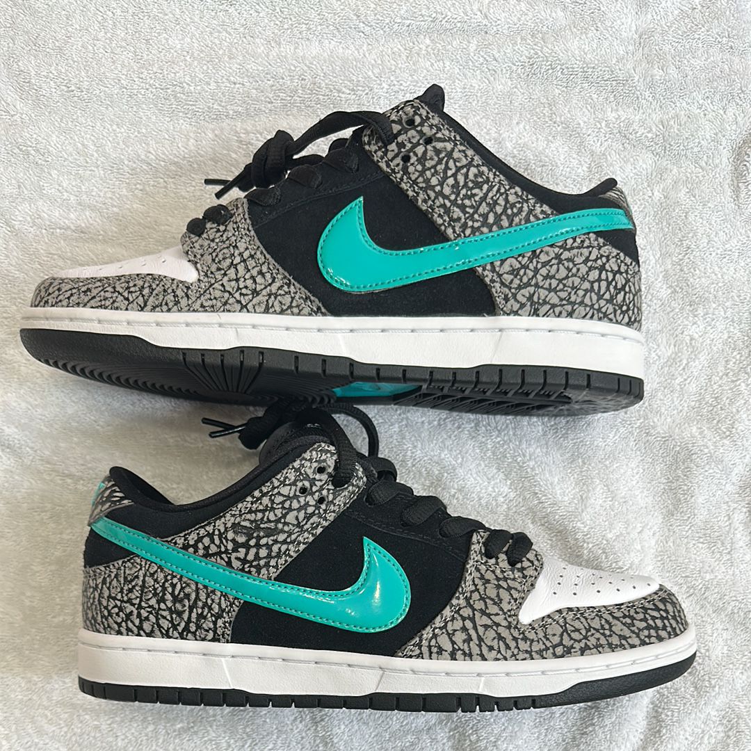 Nike SB Dunk Low "Elephant/Safari"