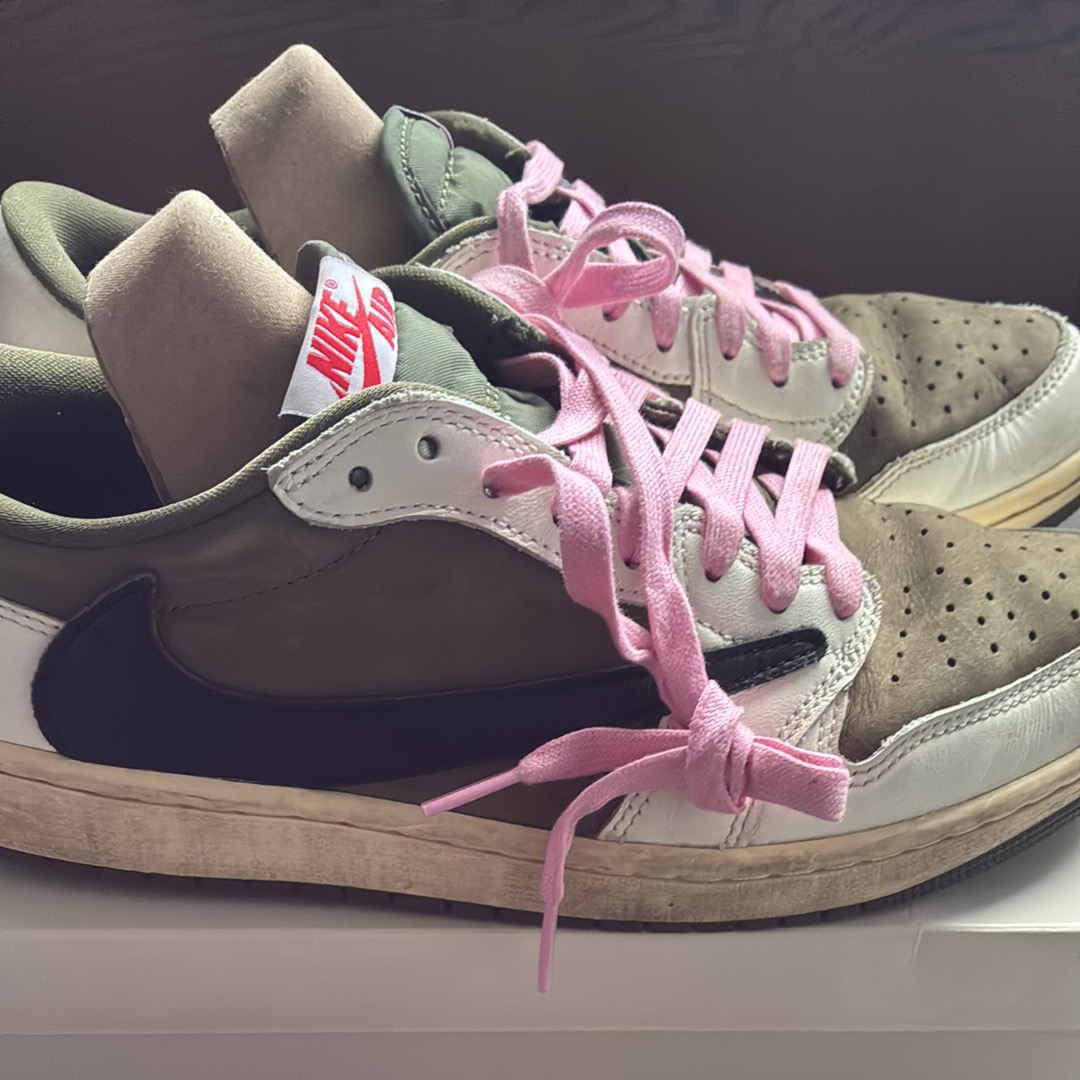 Travis Scott × Nike Air Jordan 1 Low OG SP "Reverse Olive"