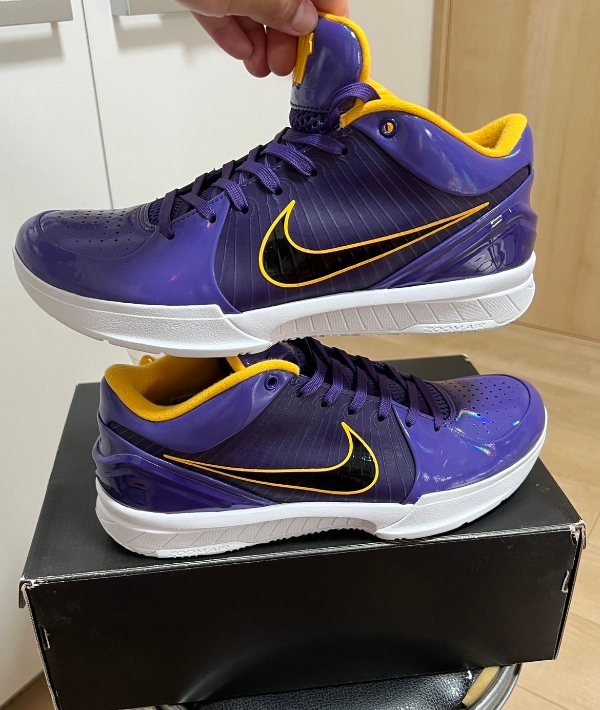 UNDEFEATED × Nike Kobe 4 Protro "Court Purple"
