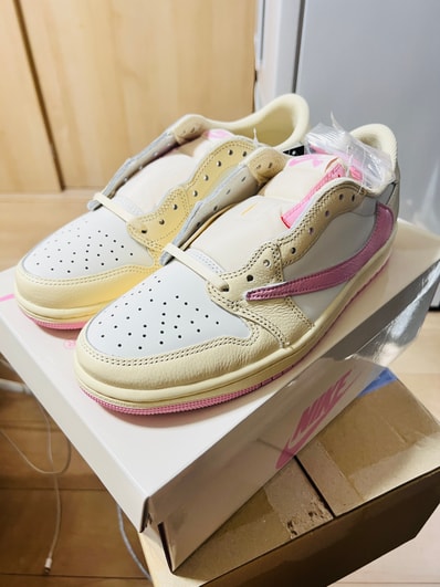 Travis Scott × Nike Air Jordan 1 Retro Low OG "Muslin/Shy Pink"