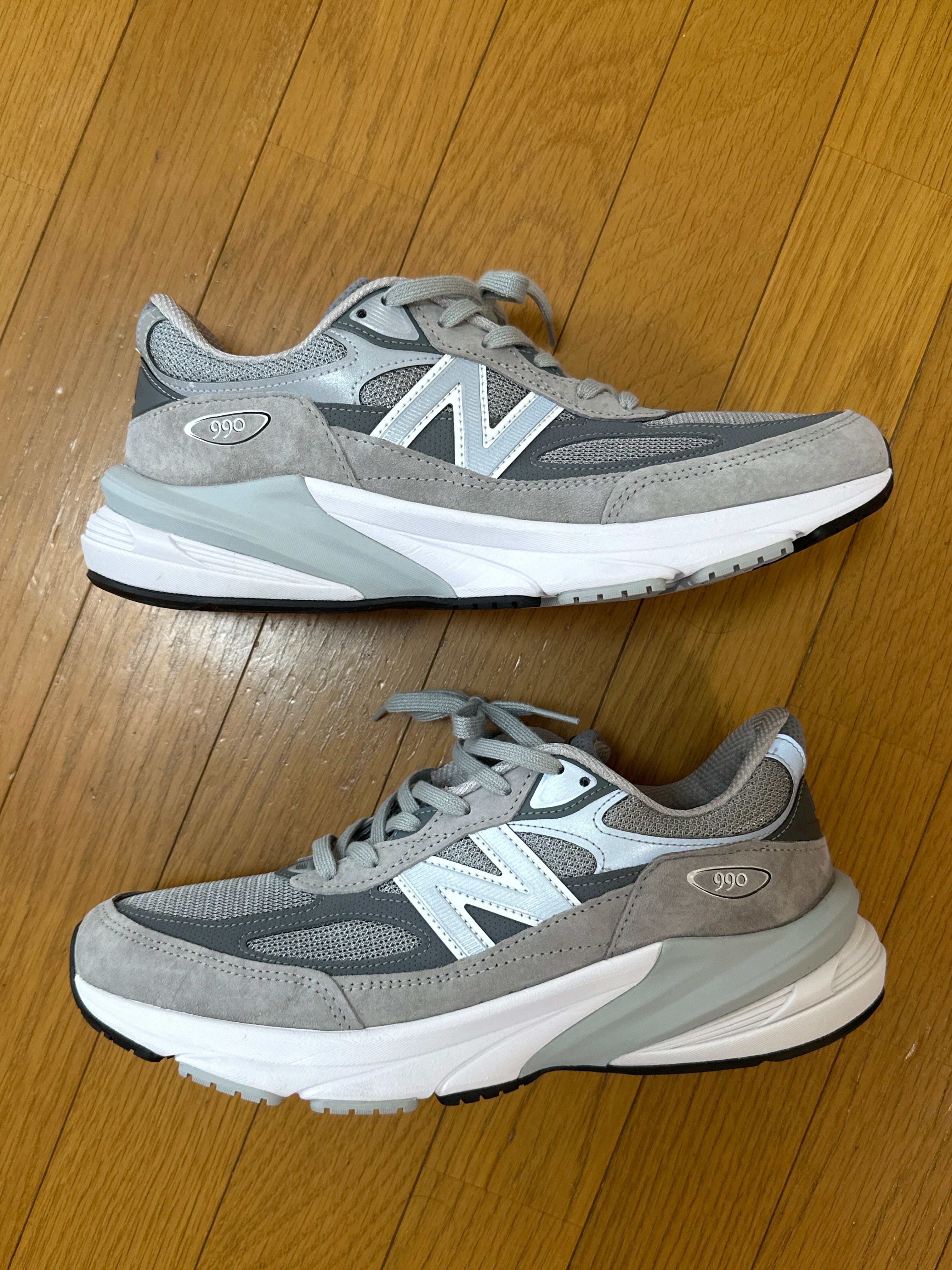 New Balance 990V6 "Gray" (Heel Logo NB)