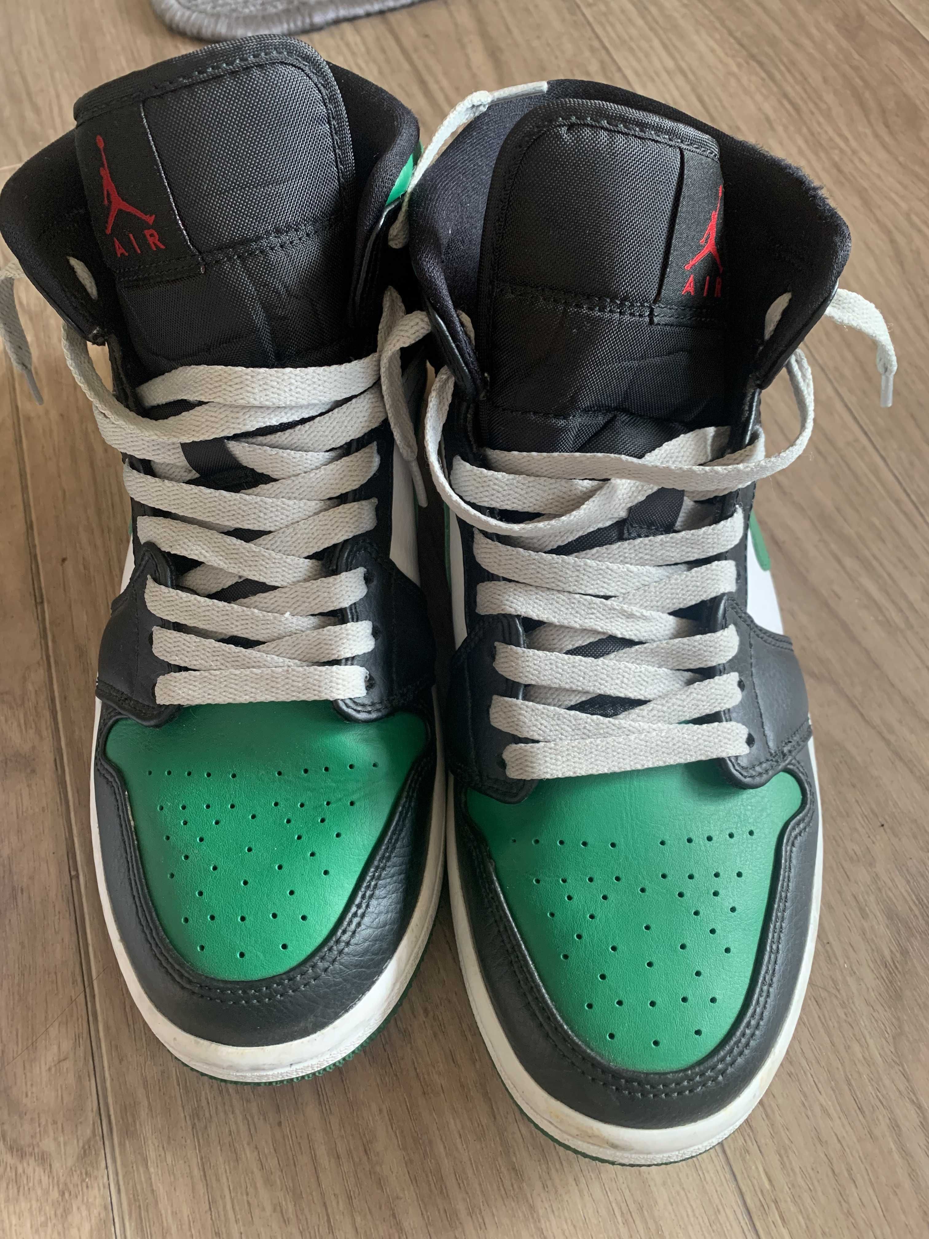 NIKE AIR JORDAN 1 MID "PINE GREEN"