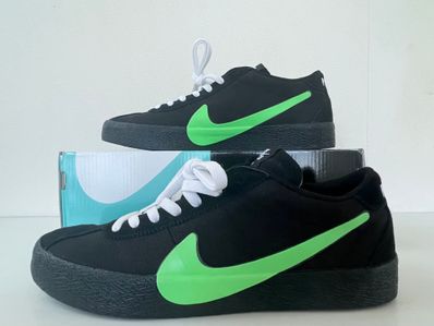 Poets × Nike SB Bruin QS