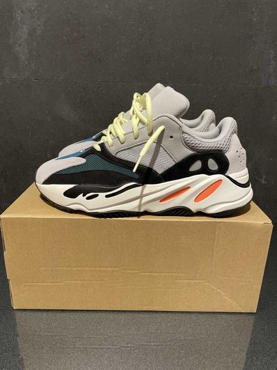 adidas YEEZY Boost 700 "Wave Runner"