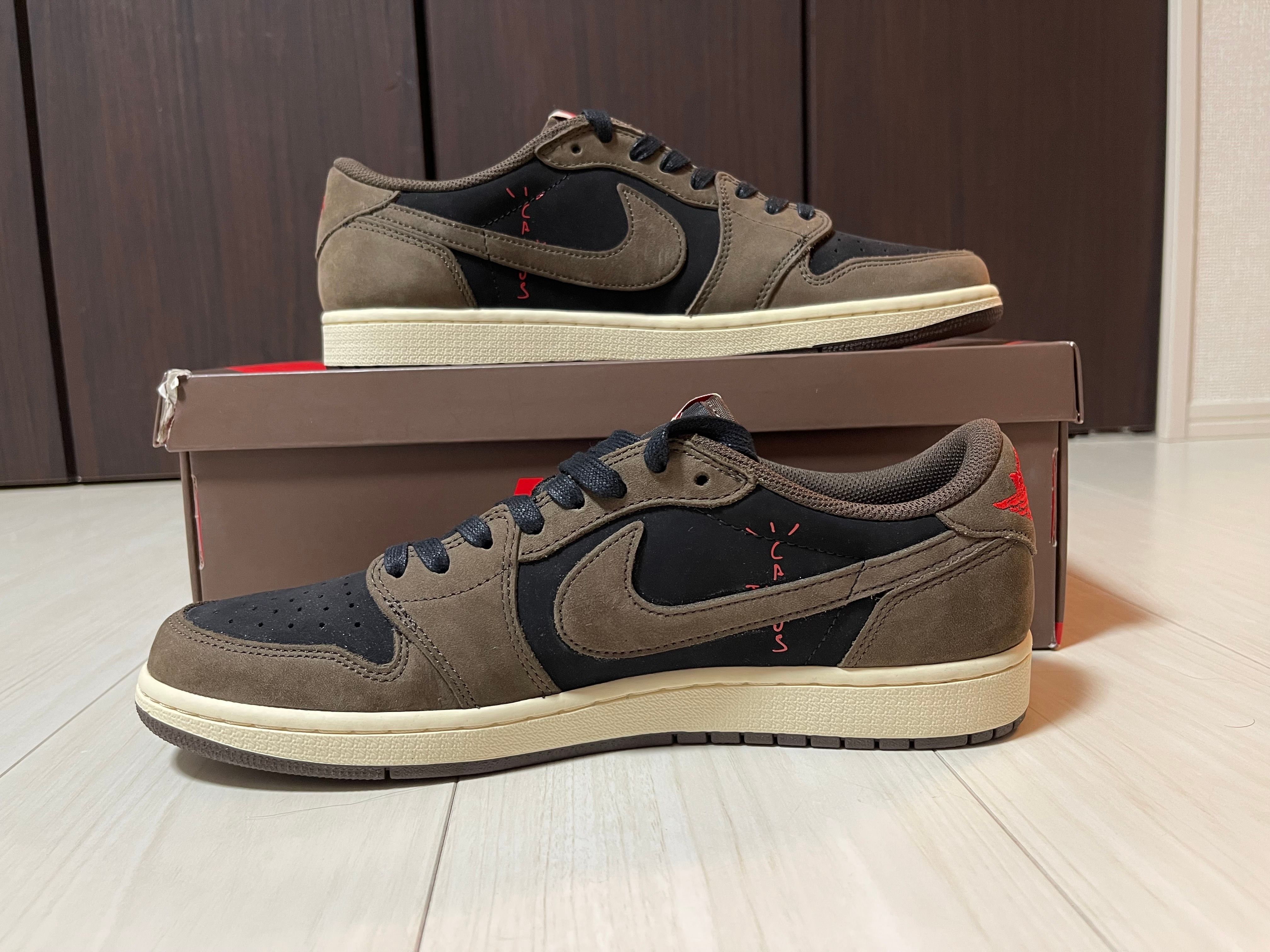 Travis Scott × Nike Air Jordan 1 Low OG SP-T  "Black/Dark Mocha"