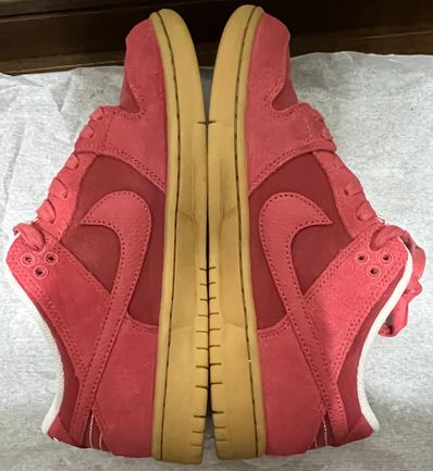 Nike SB Dunk Low "Adobe"